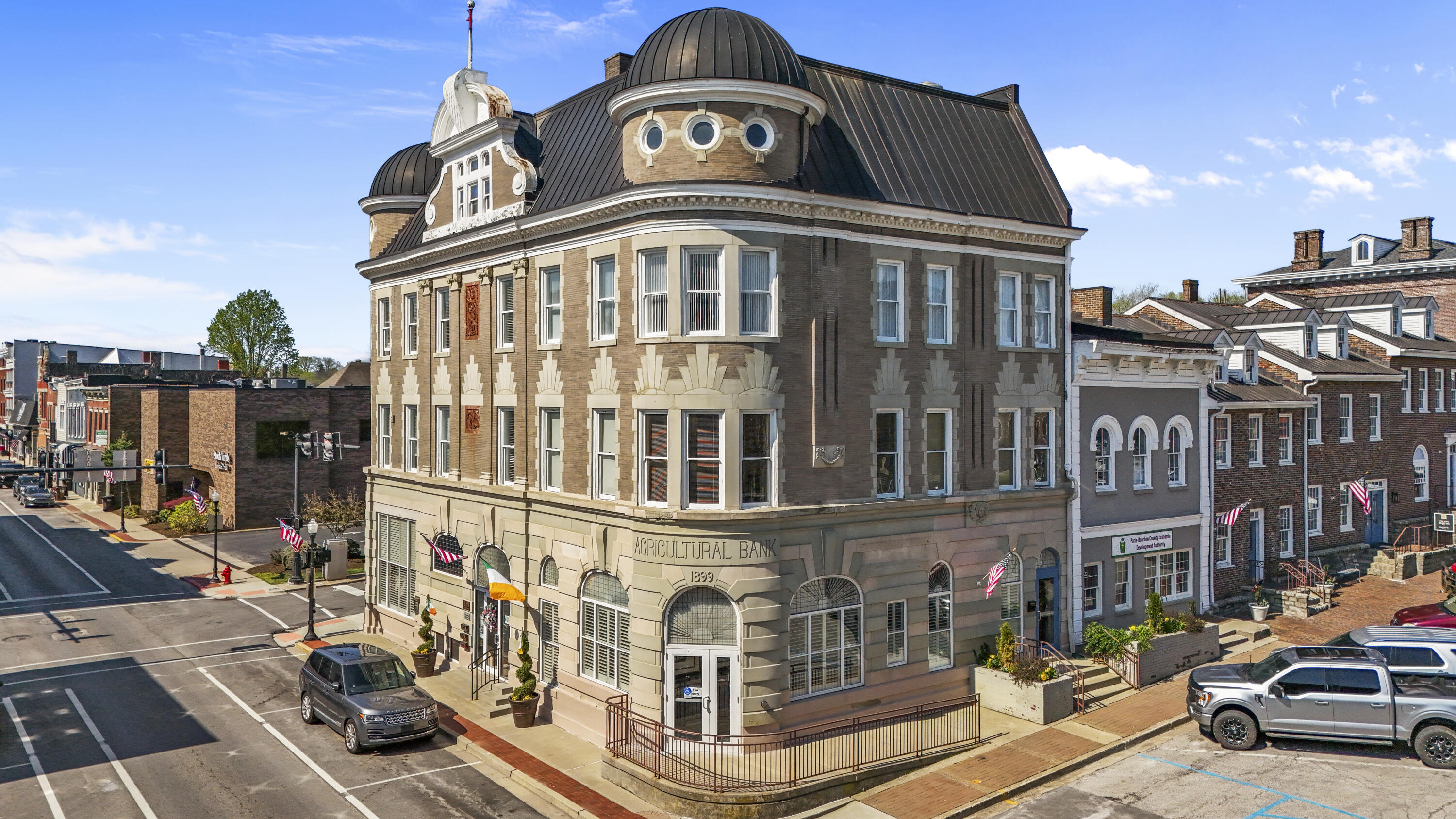 339 Main Street 1-5