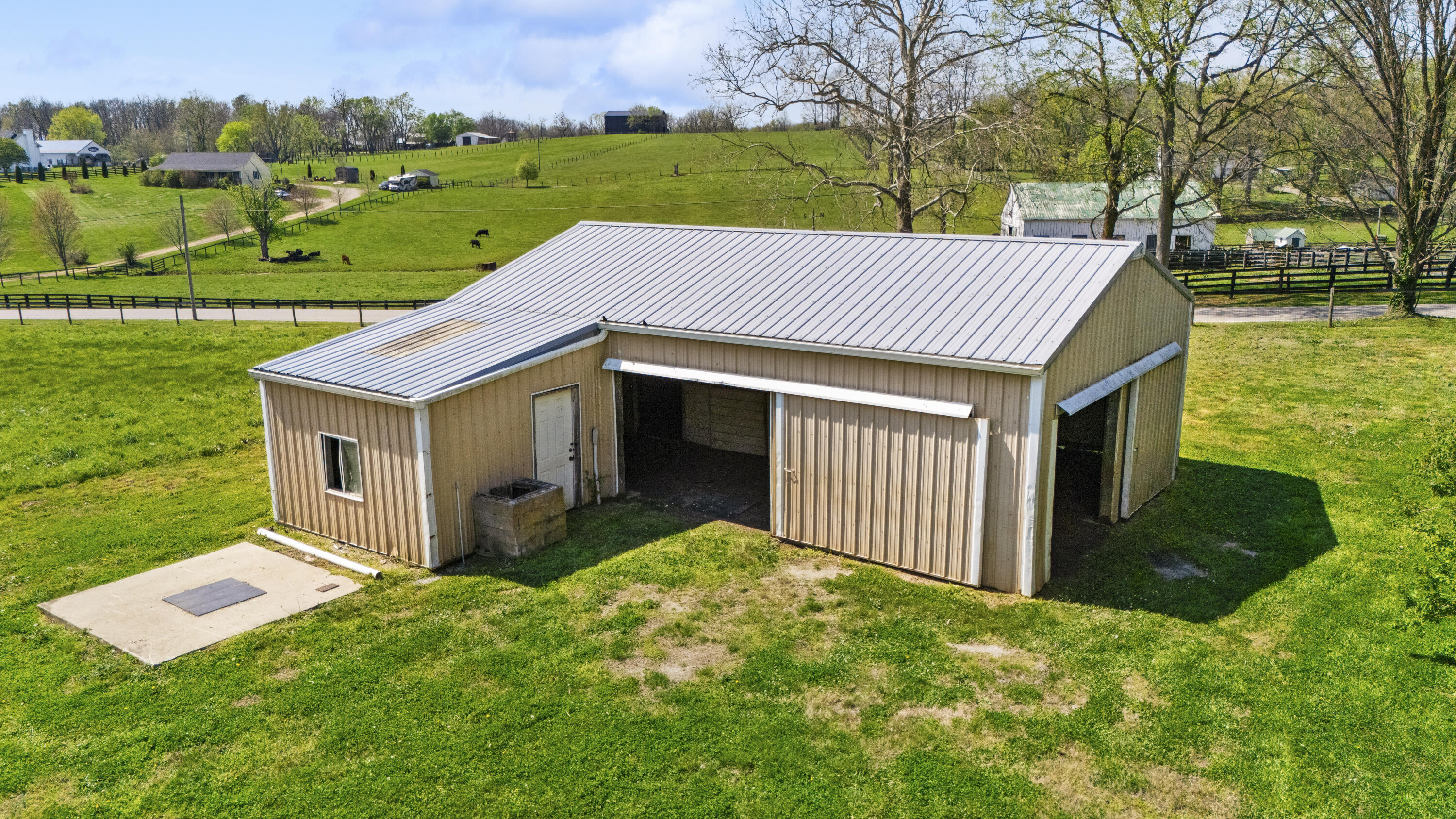 583 College Road