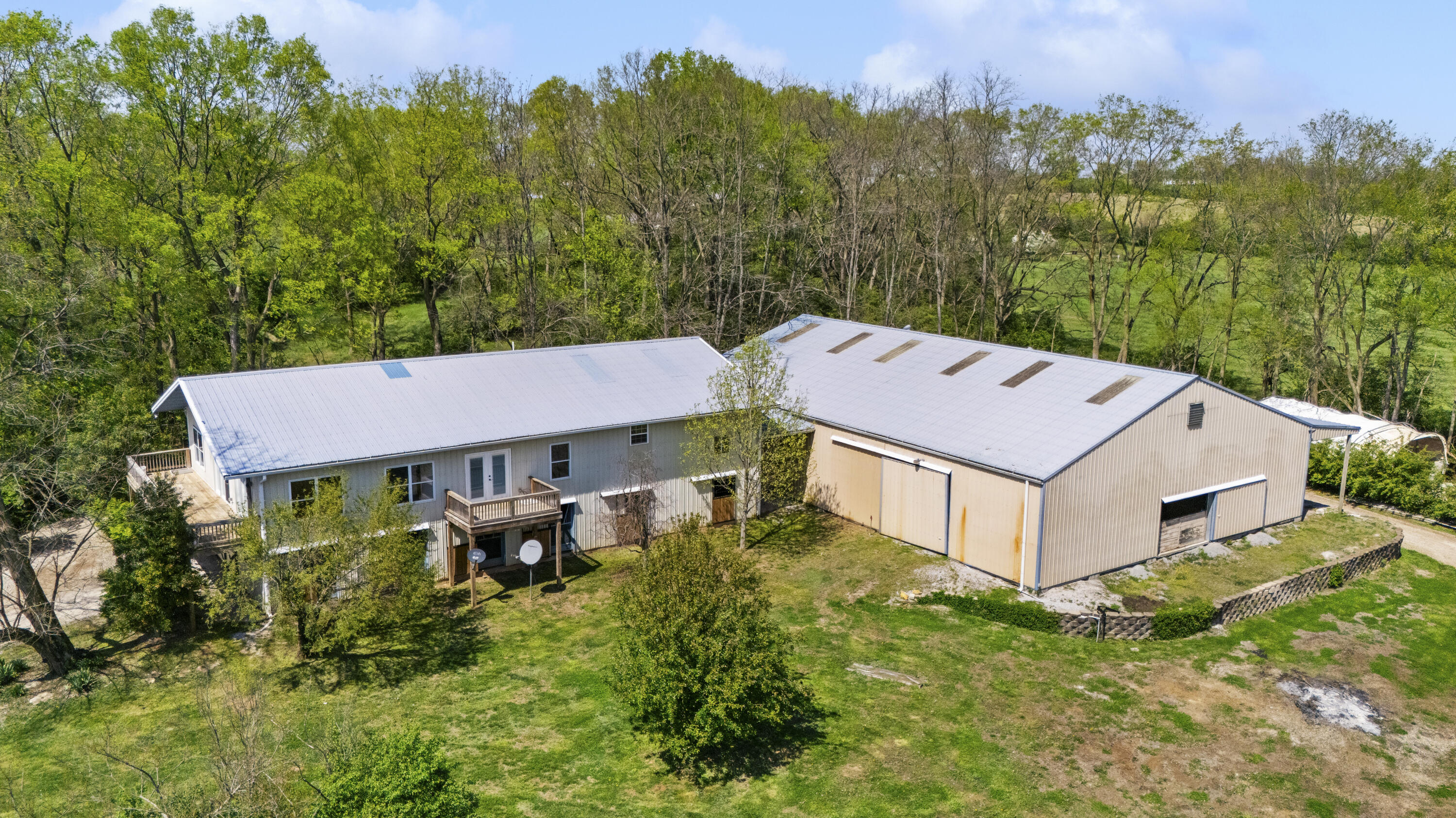 583 College Road