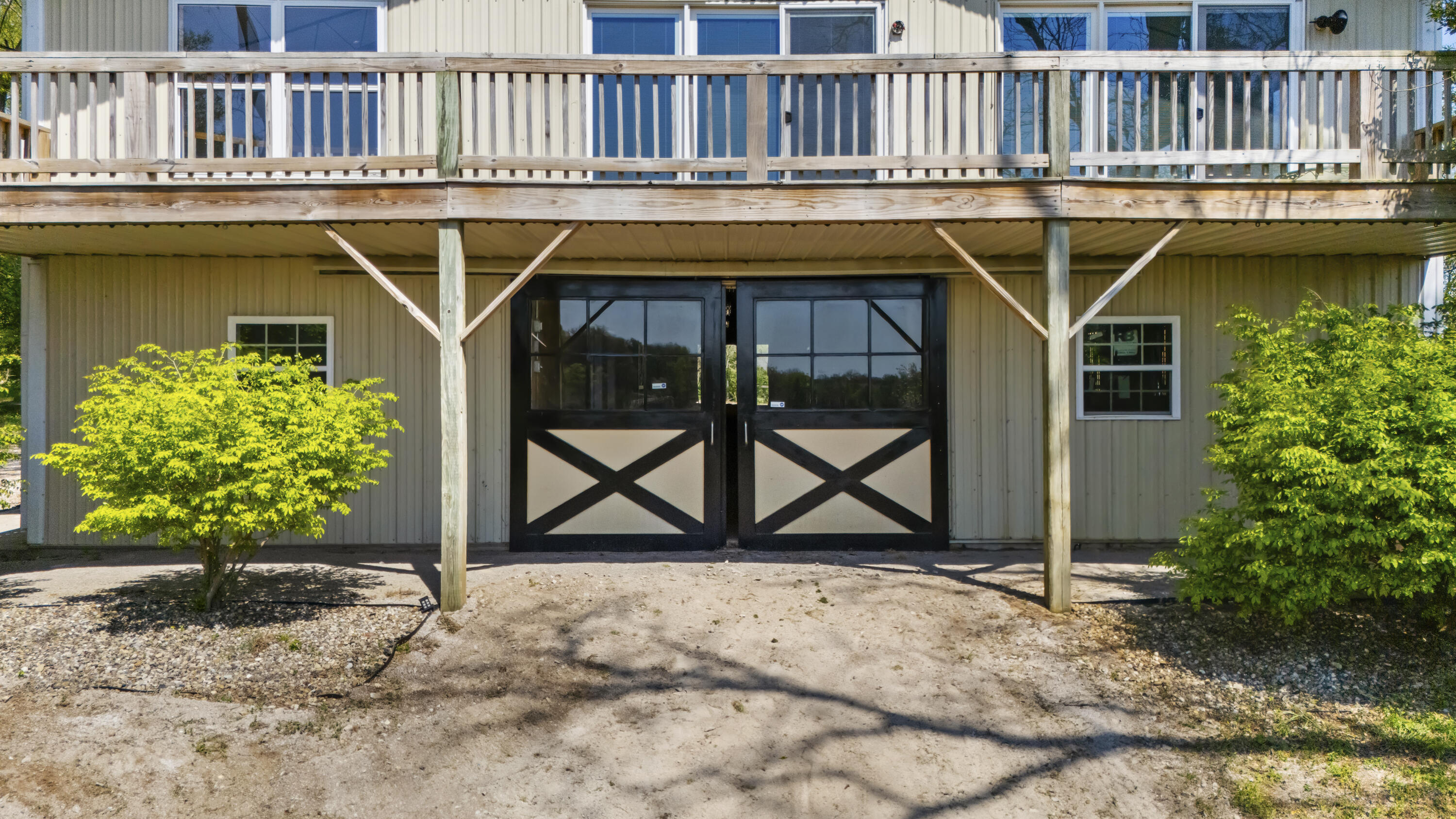 583 College Road