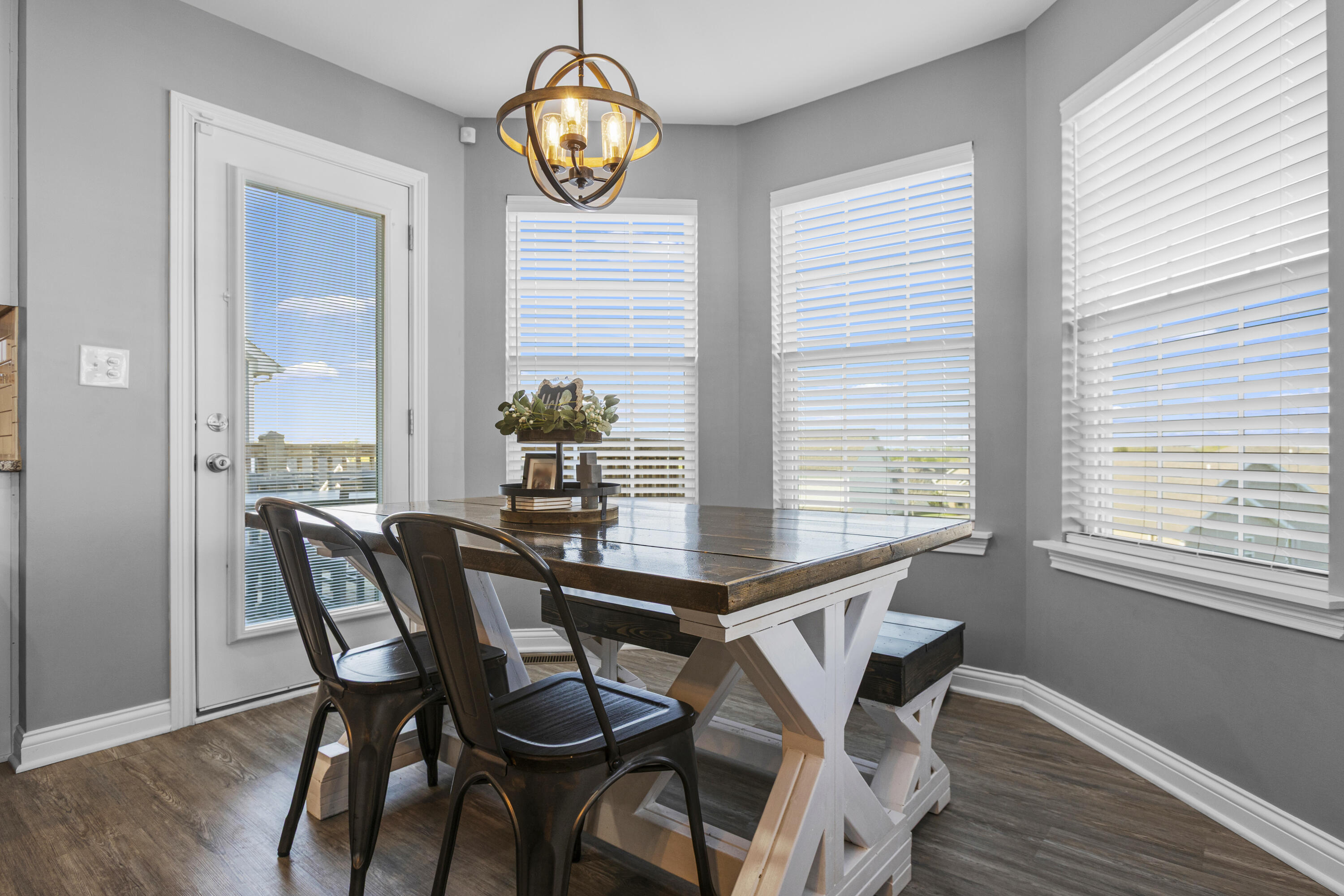 203 Pleasant View Drive