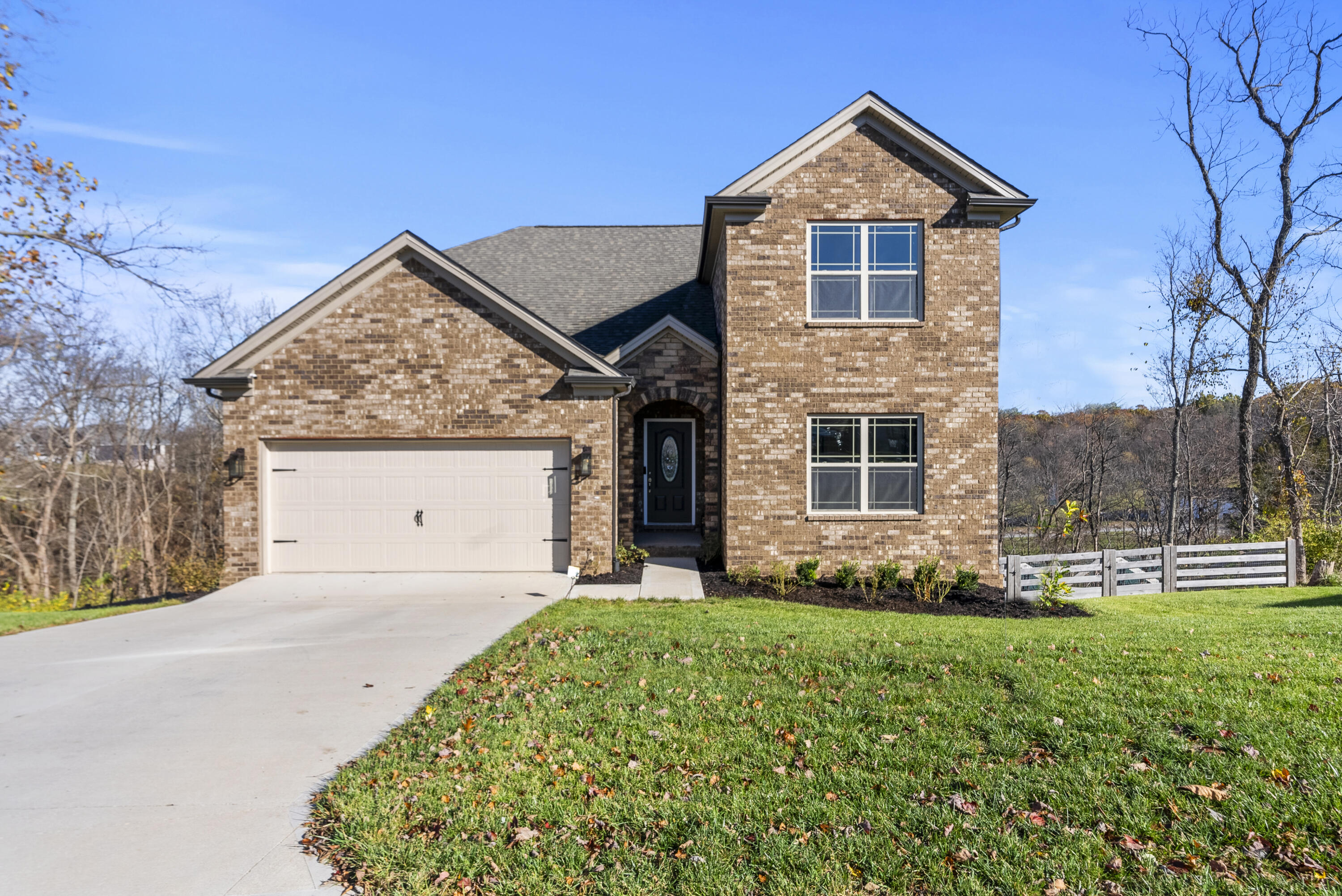 107 Falcon Court