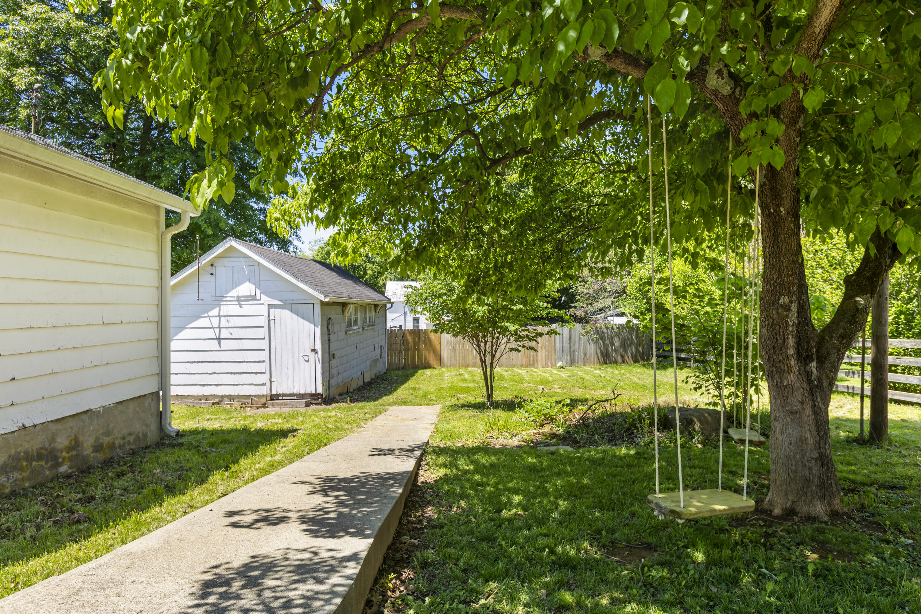 122 Reynolds Avenue