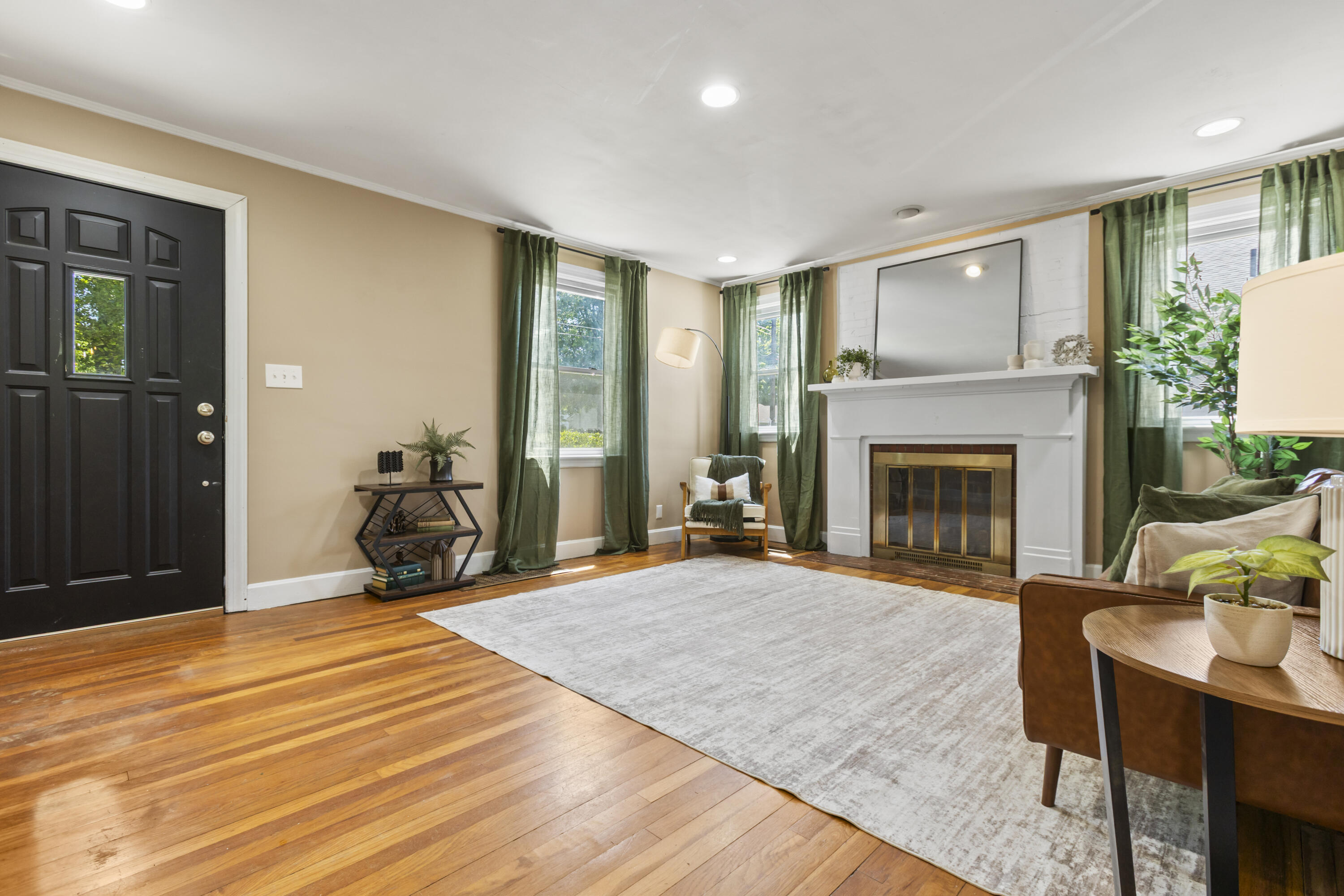 122 Reynolds Avenue