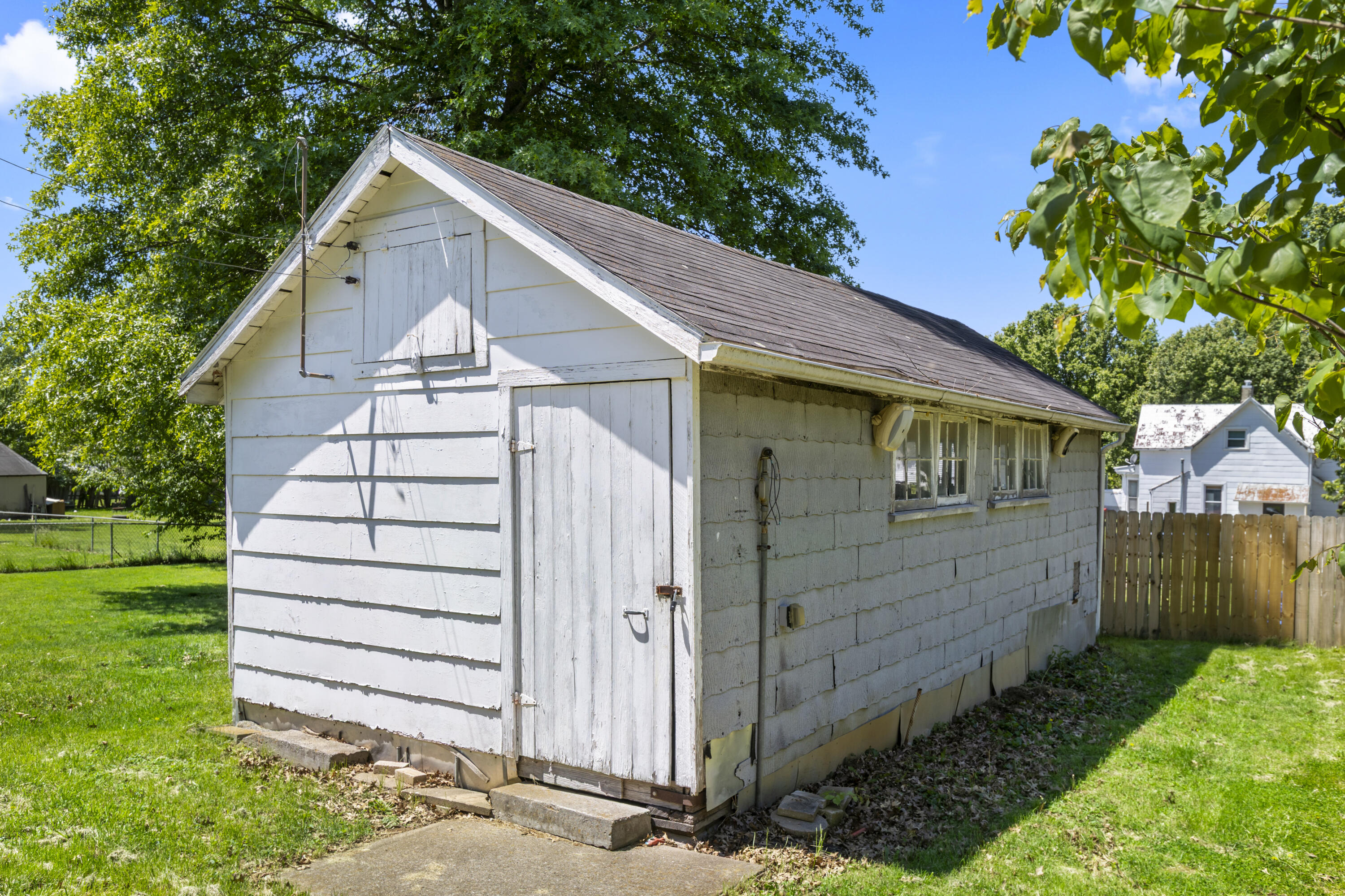 122 Reynolds Avenue