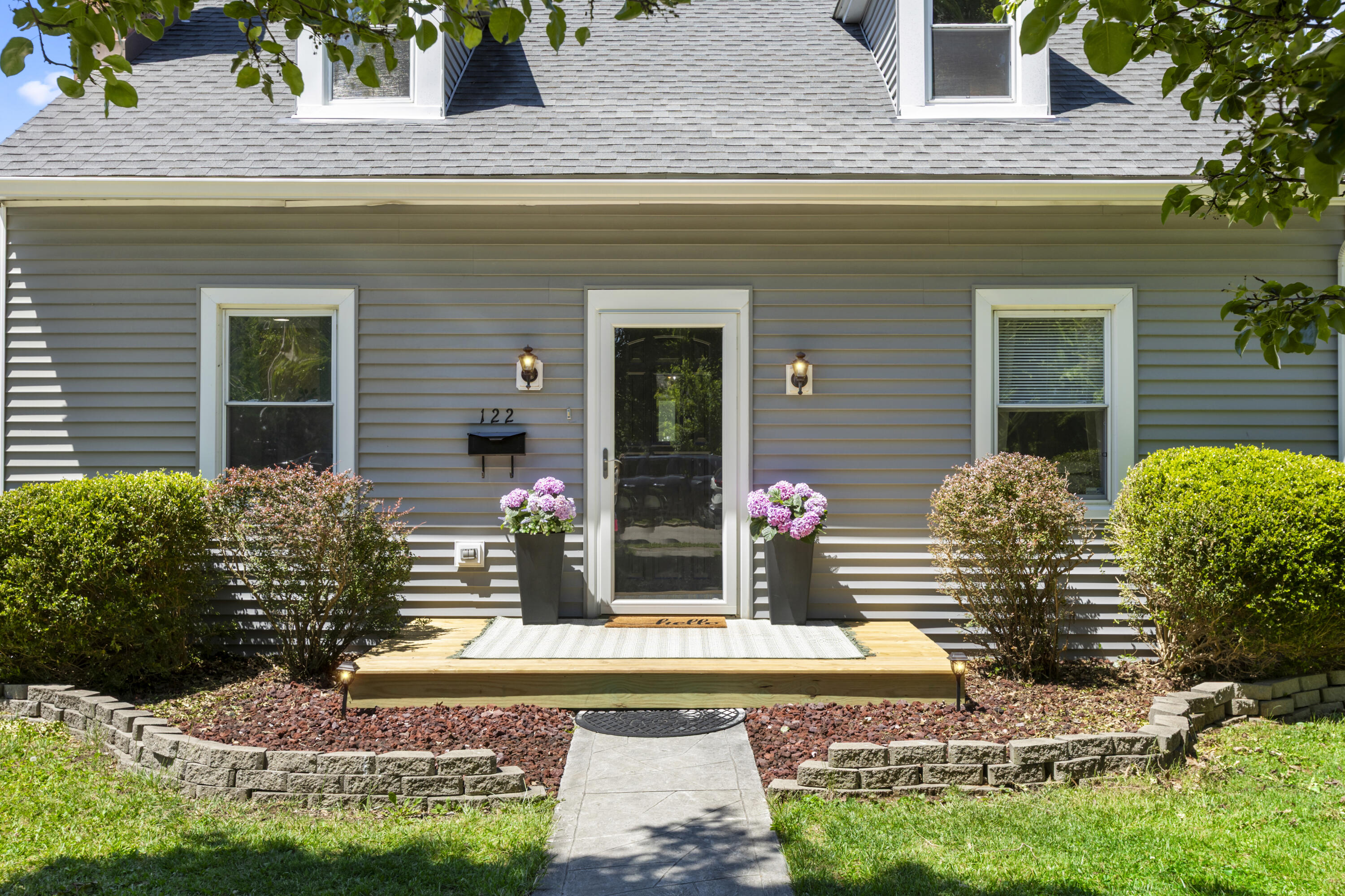 122 Reynolds Avenue