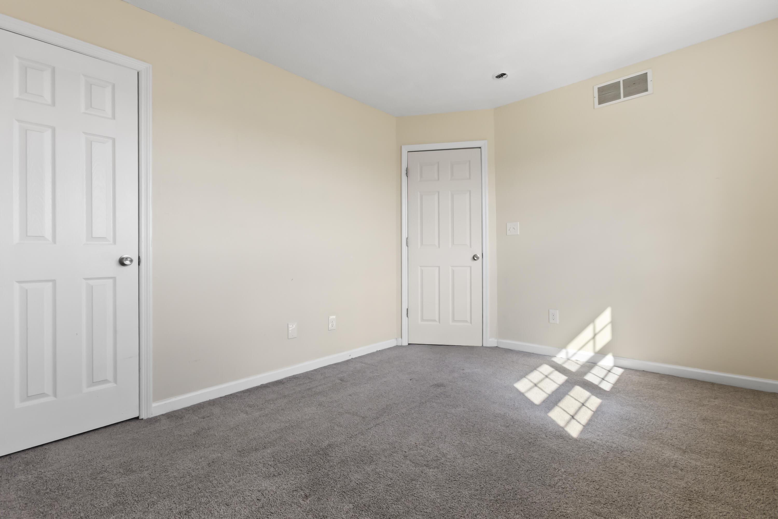 112 Bridgeway Court