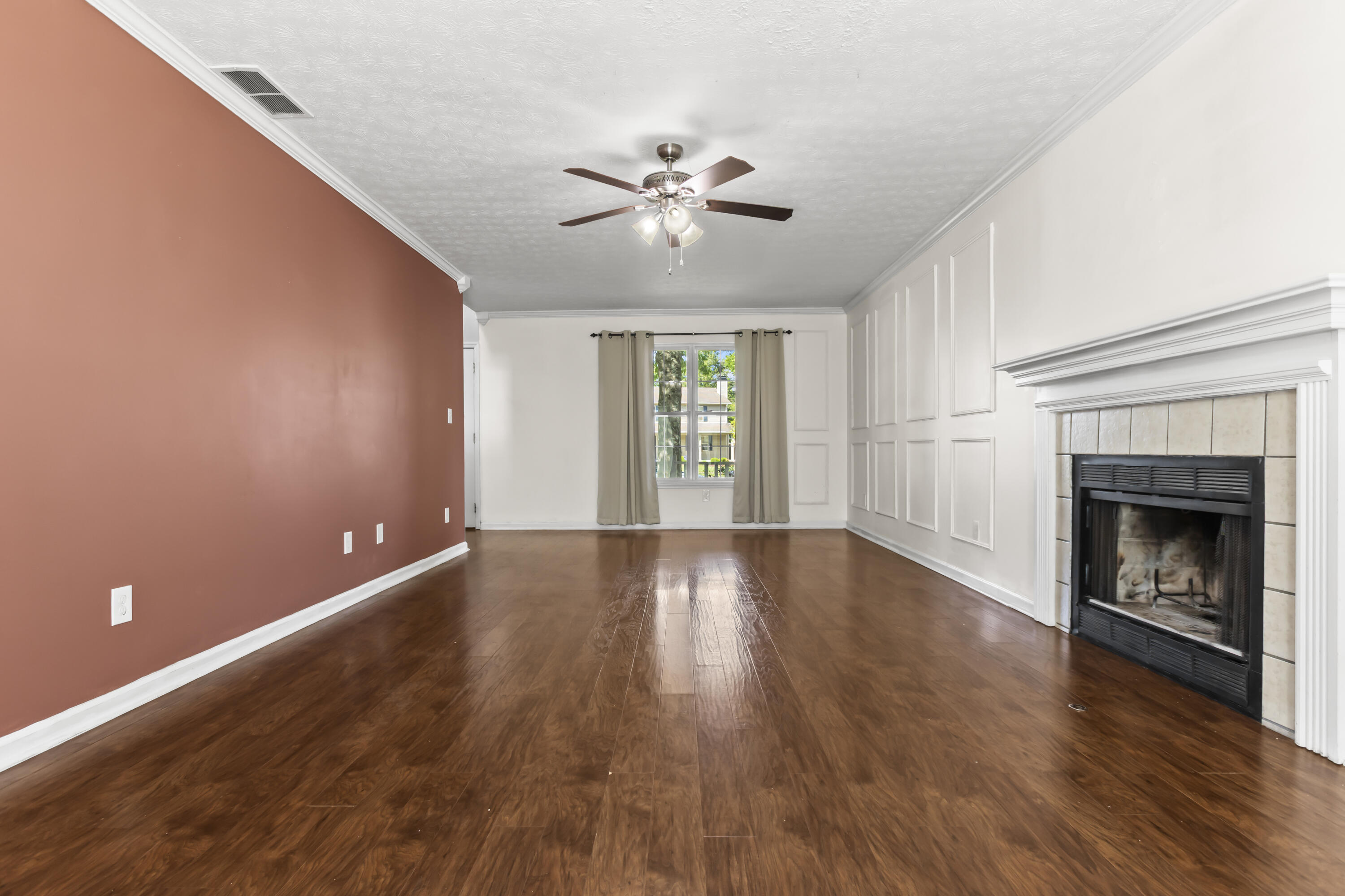 112 Bridgeway Court