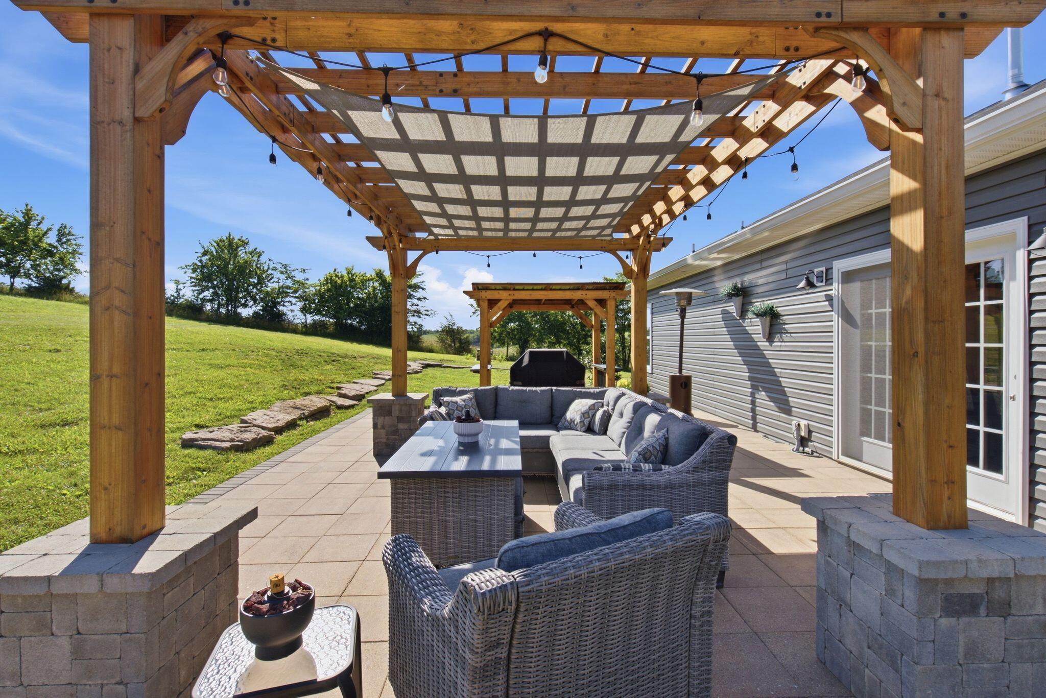 252 Hughes Lane
