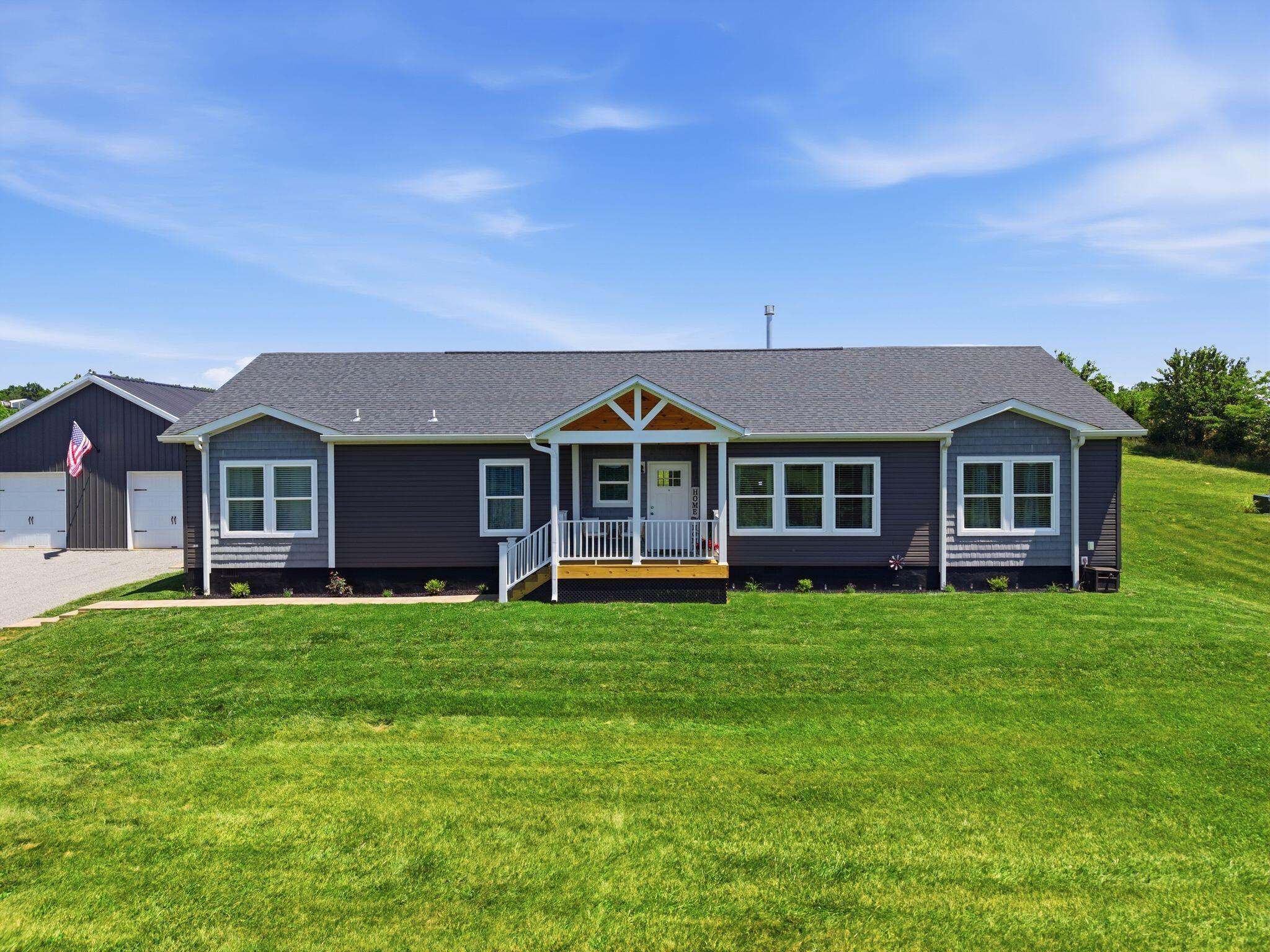 252 Hughes Lane