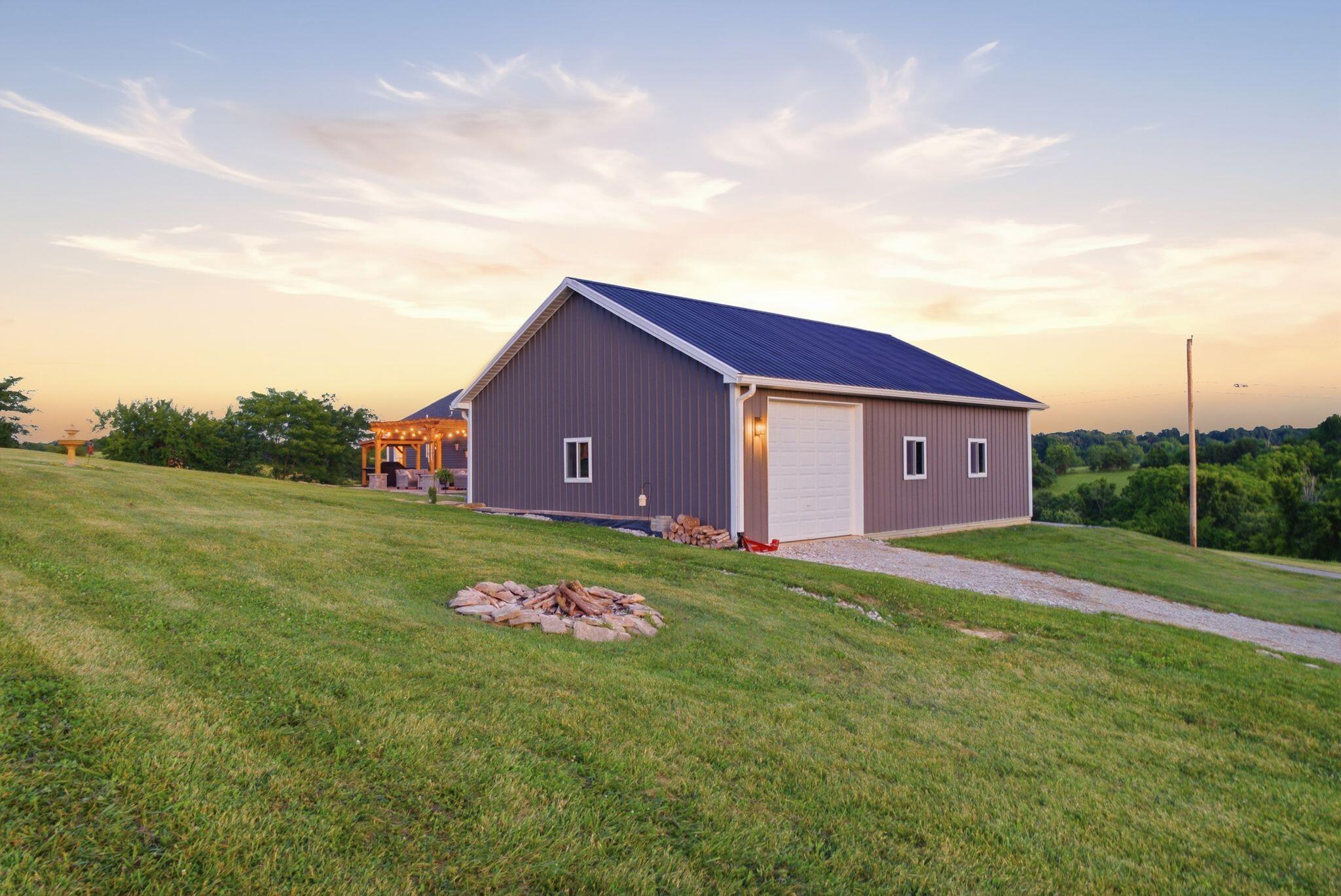 252 Hughes Lane