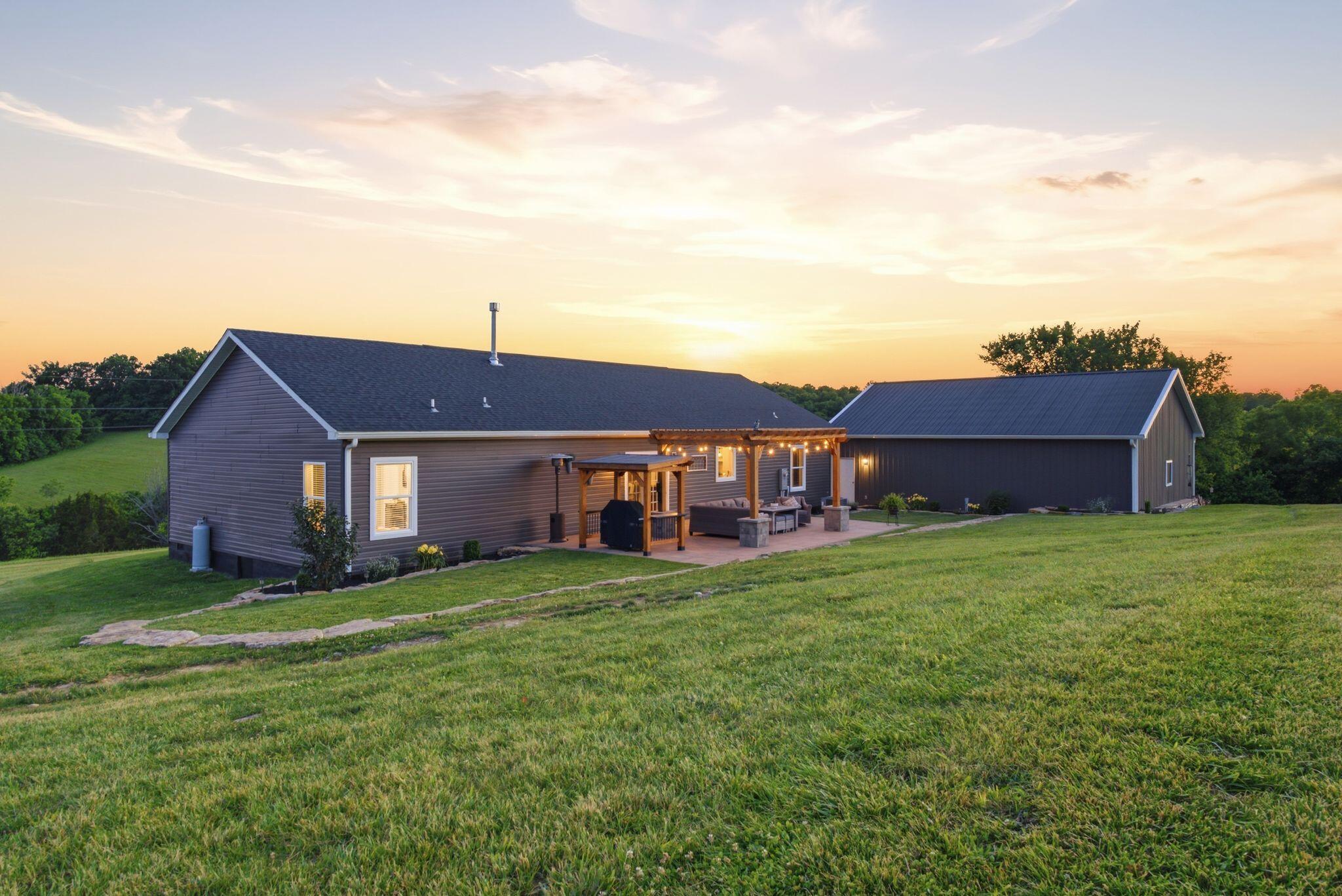 252 Hughes Lane