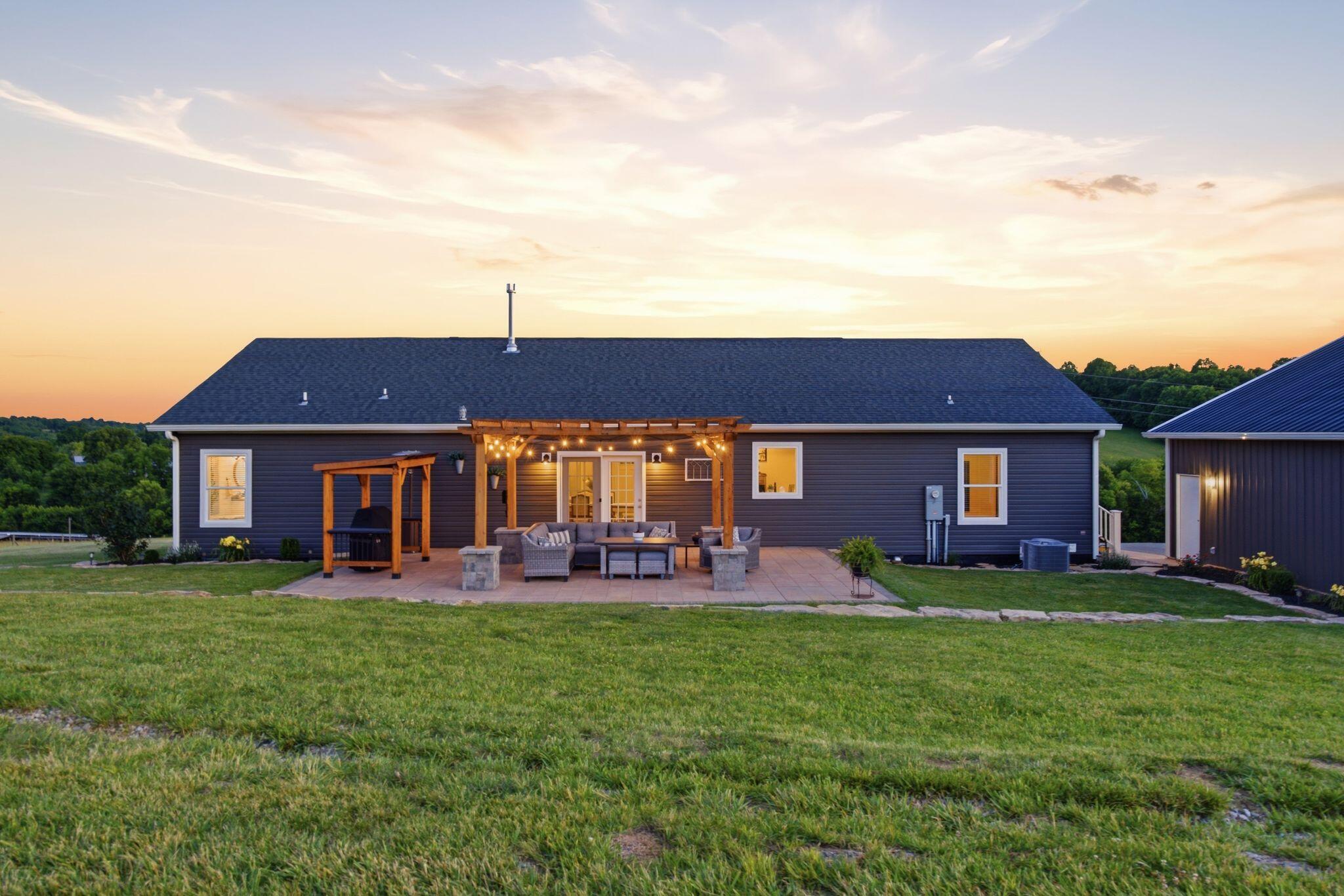 252 Hughes Lane