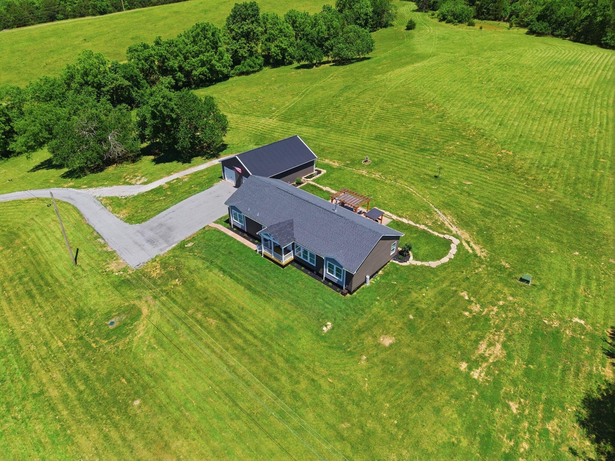 252 Hughes Lane
