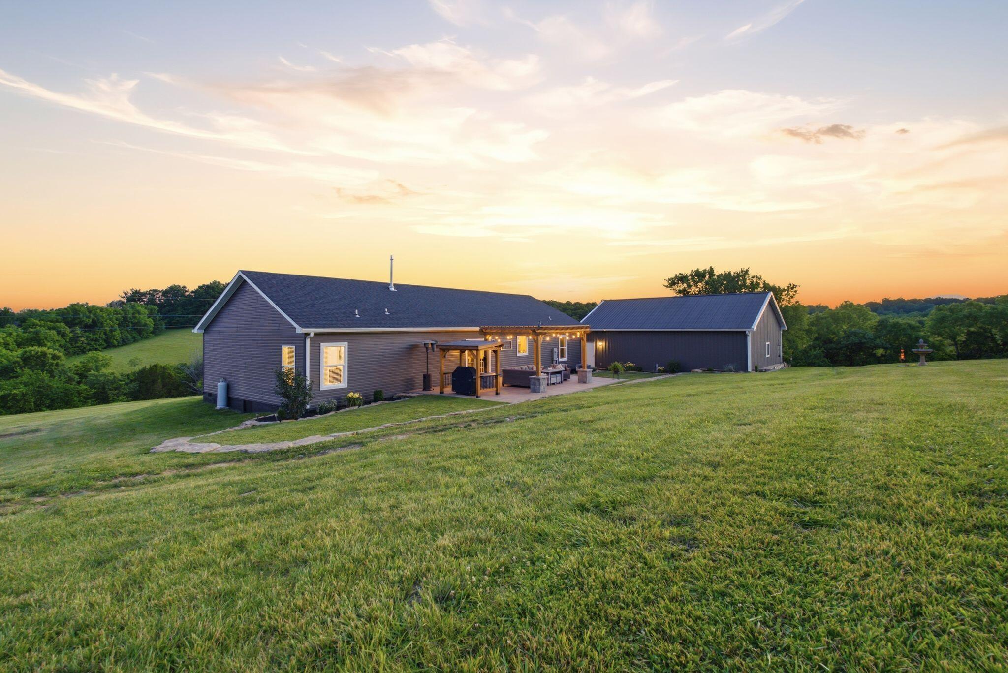 252 Hughes Lane