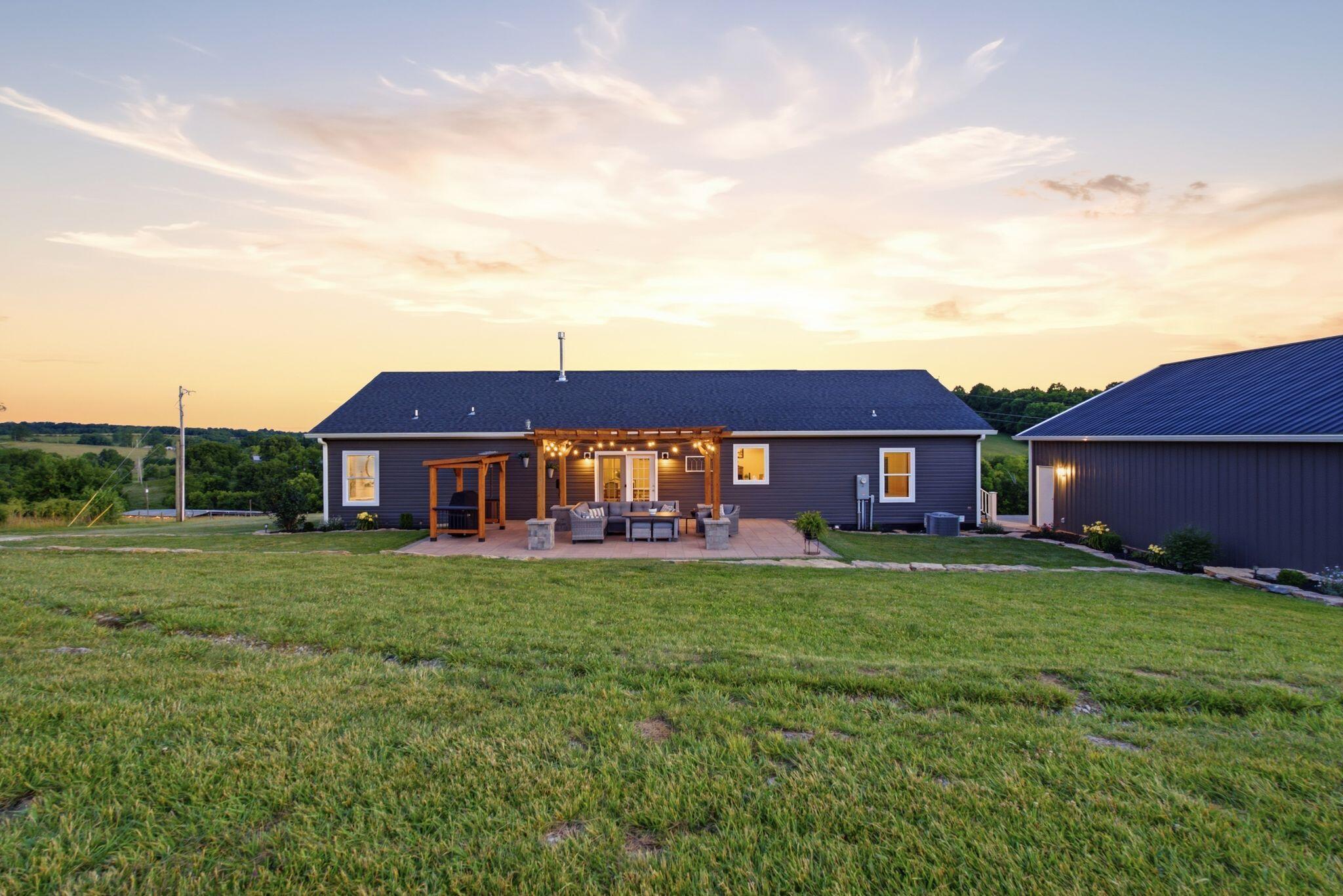 252 Hughes Lane