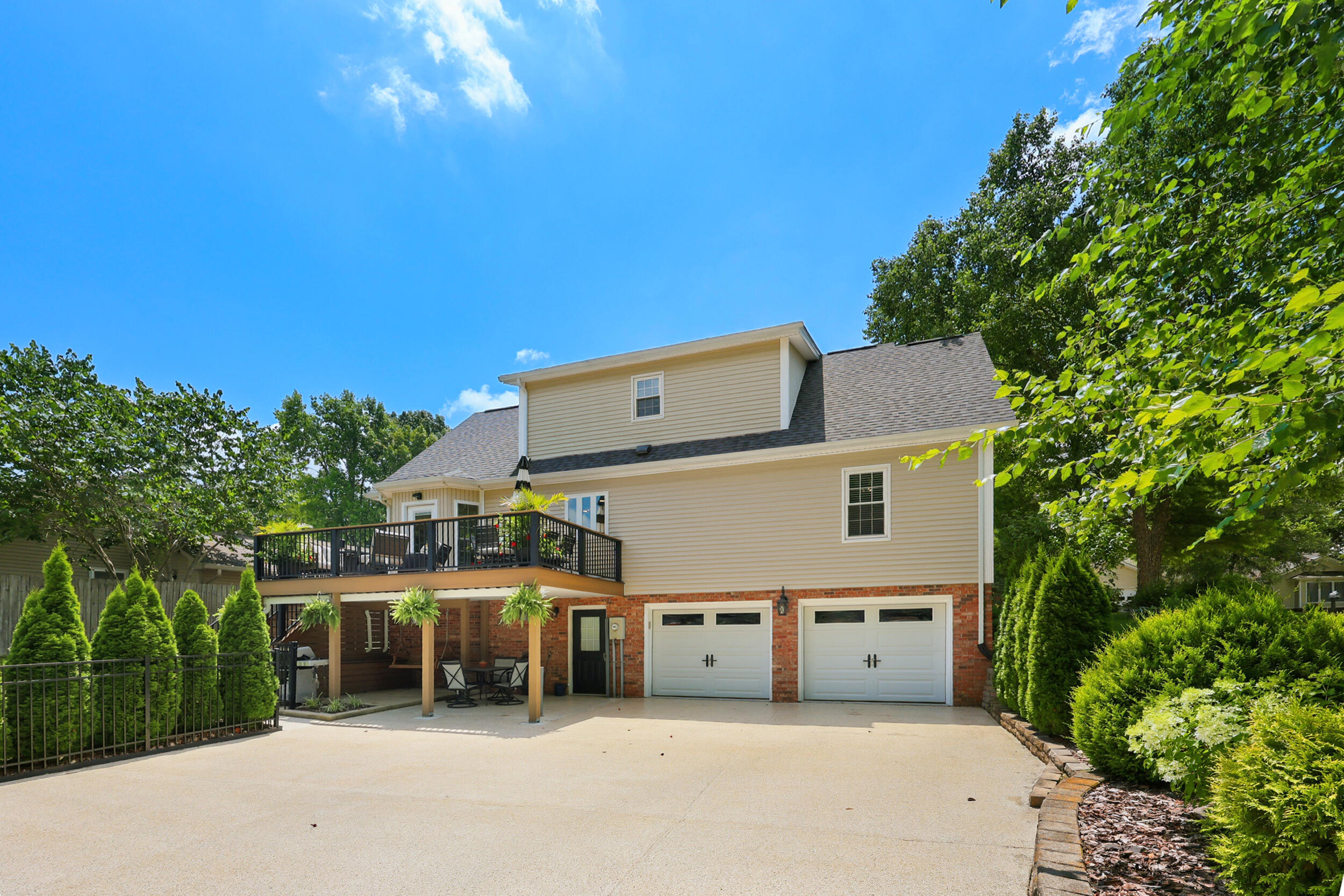 950 Stoney Creek Drive