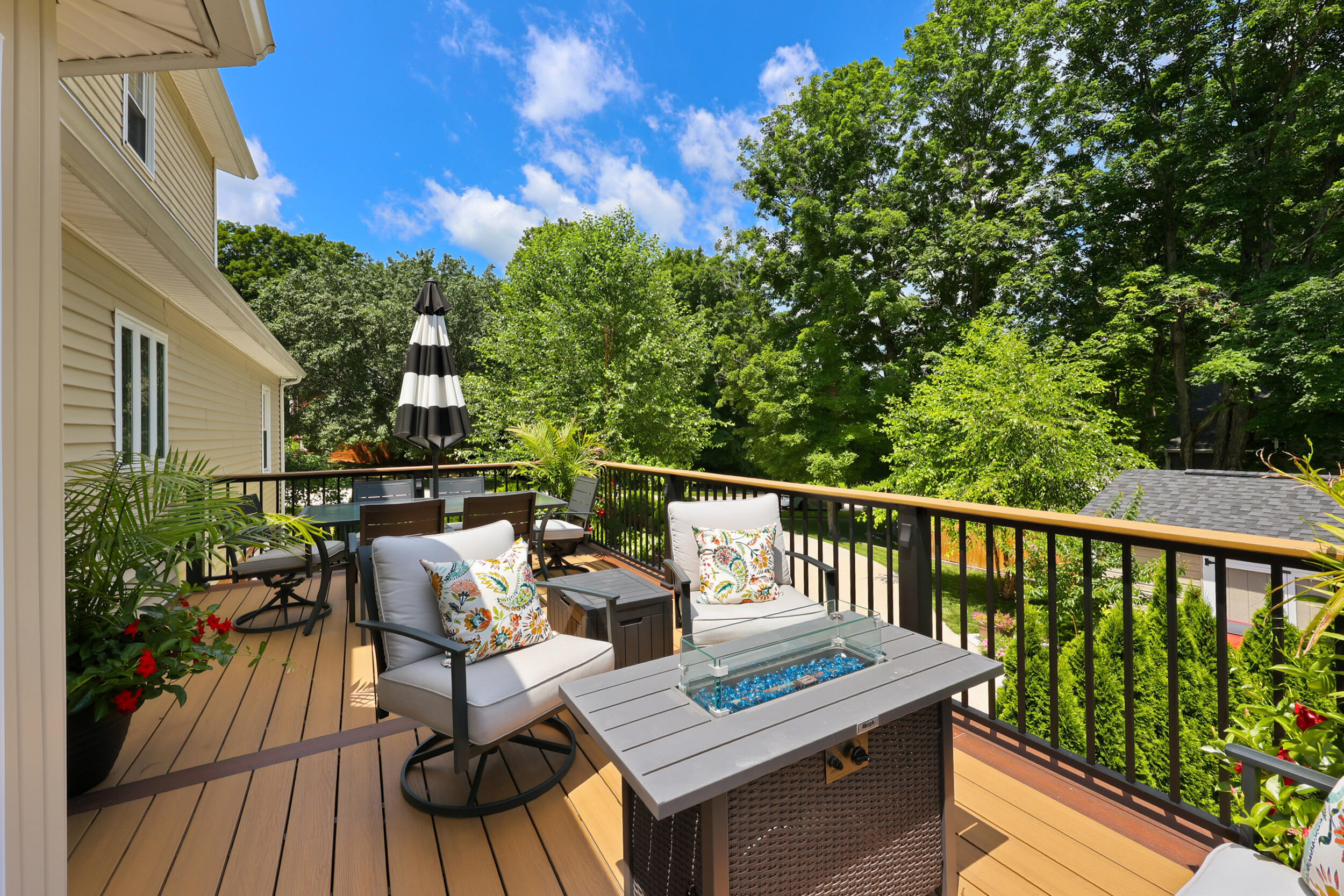 950 Stoney Creek Drive