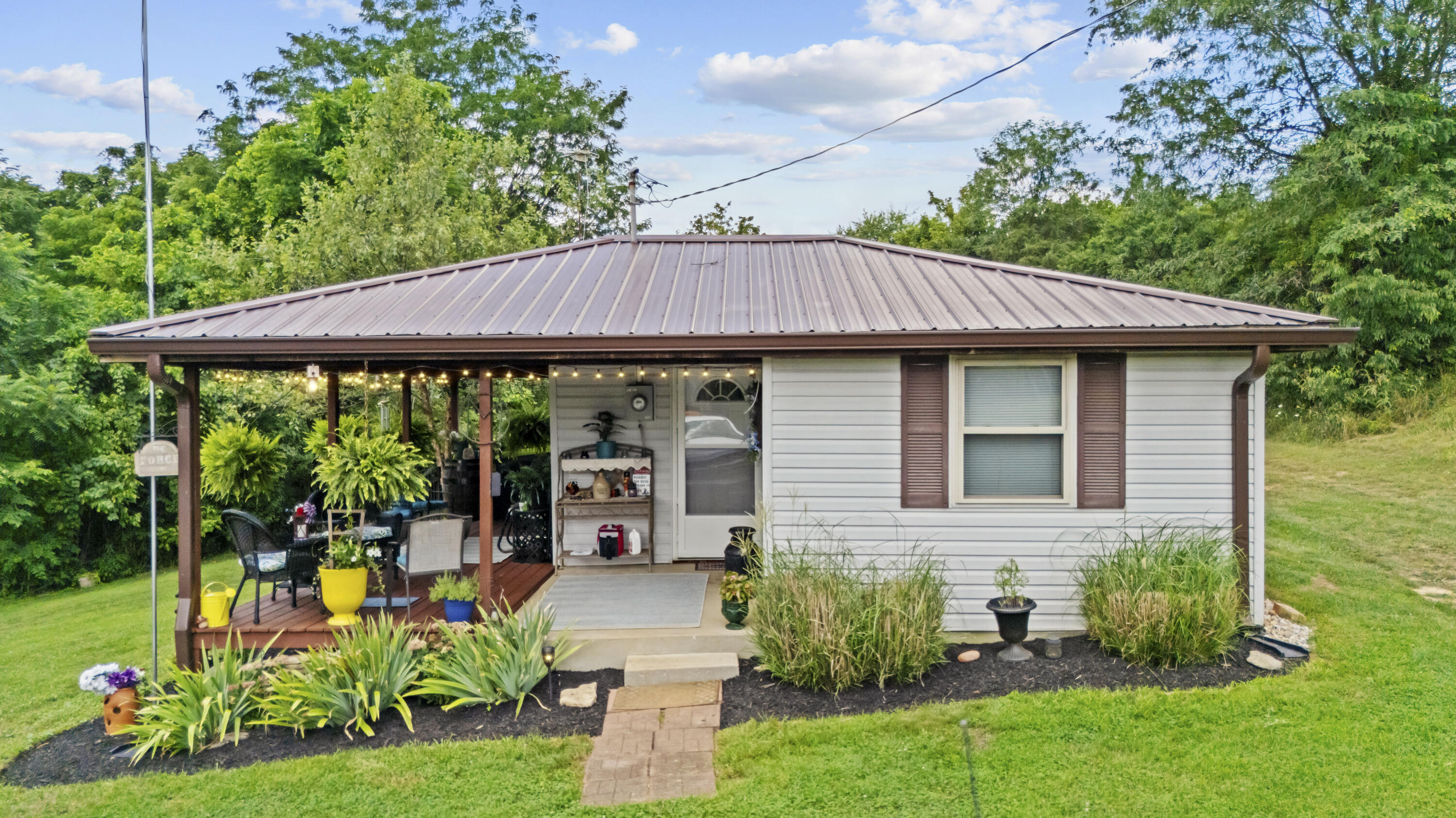 7055 Maysville Road