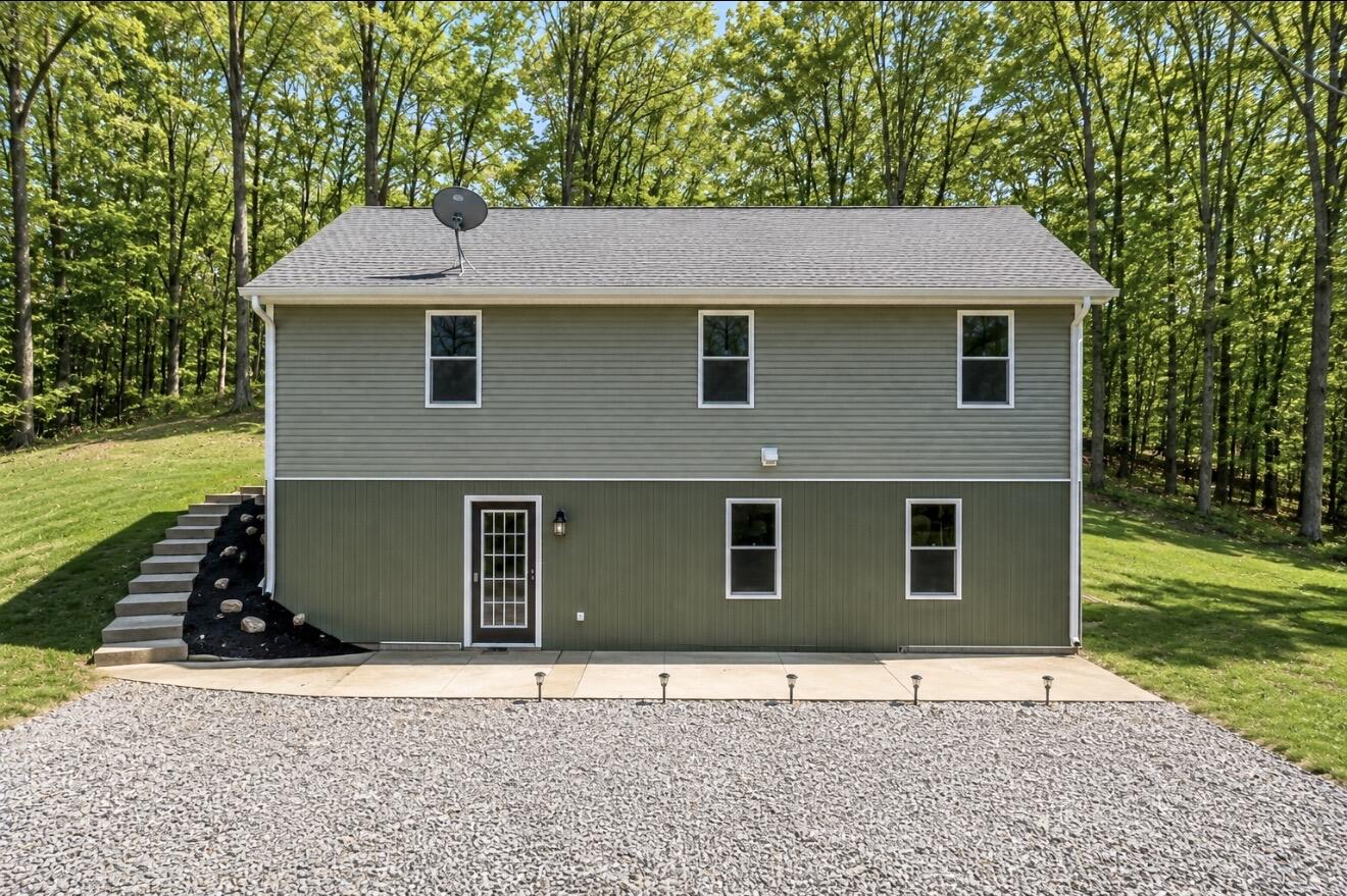2421 Burton Pike