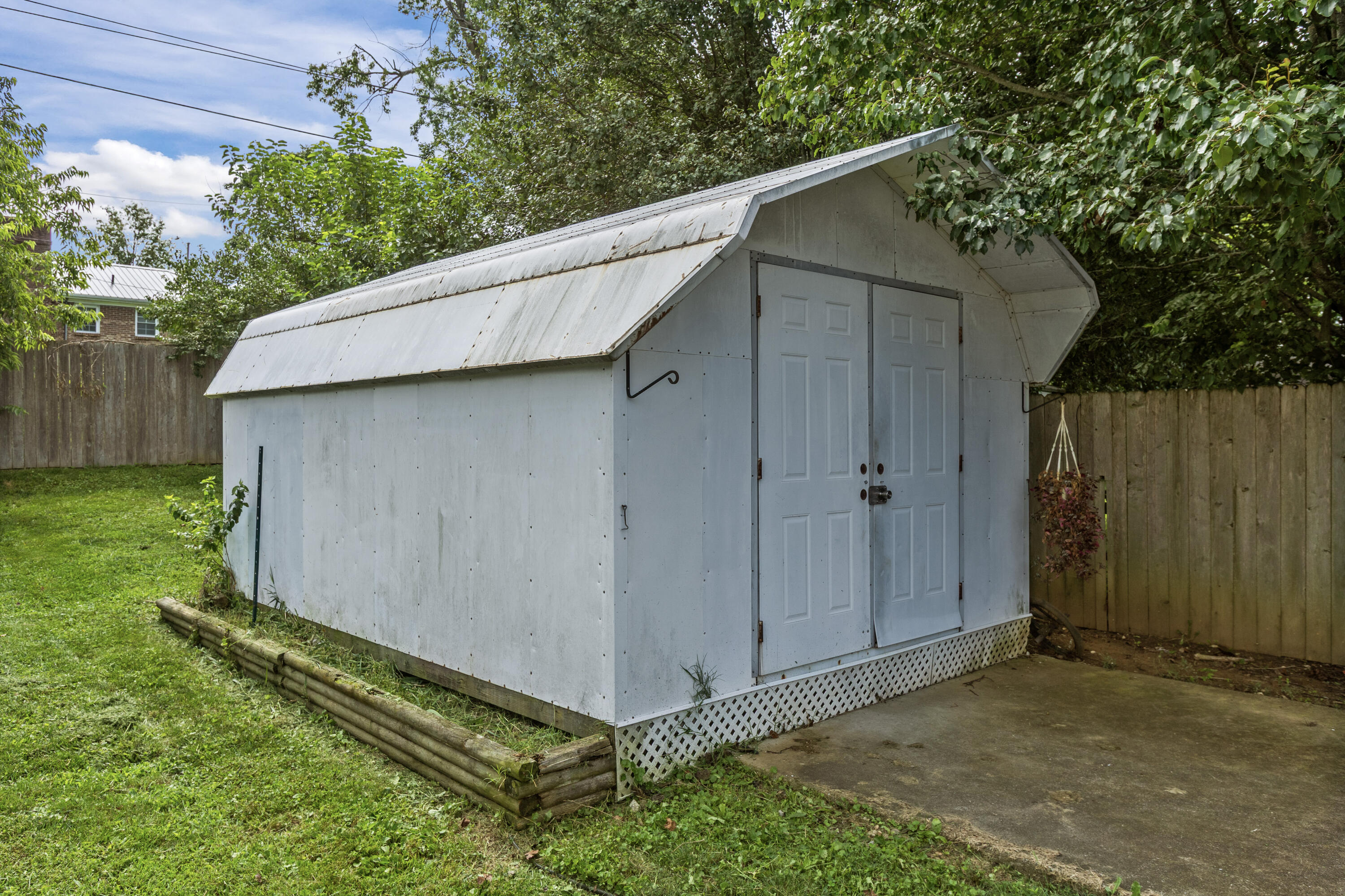 110 Briarwood Drive