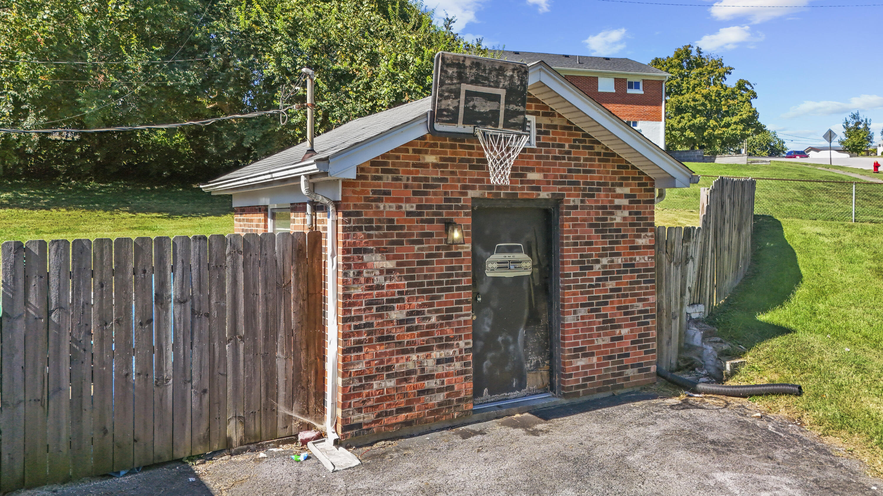 1889 Rio Vista Drive