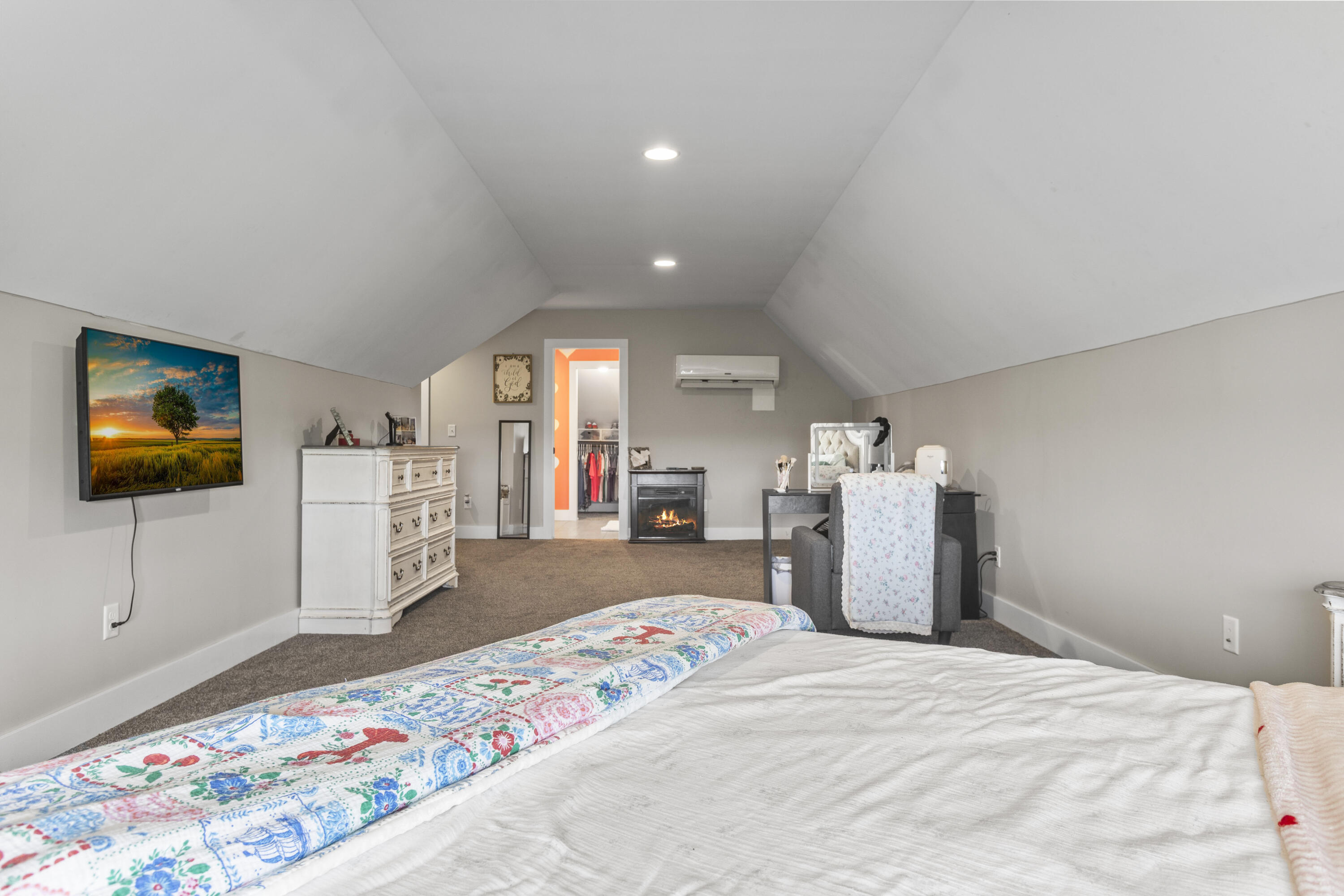 112 Fairfield Farm Road