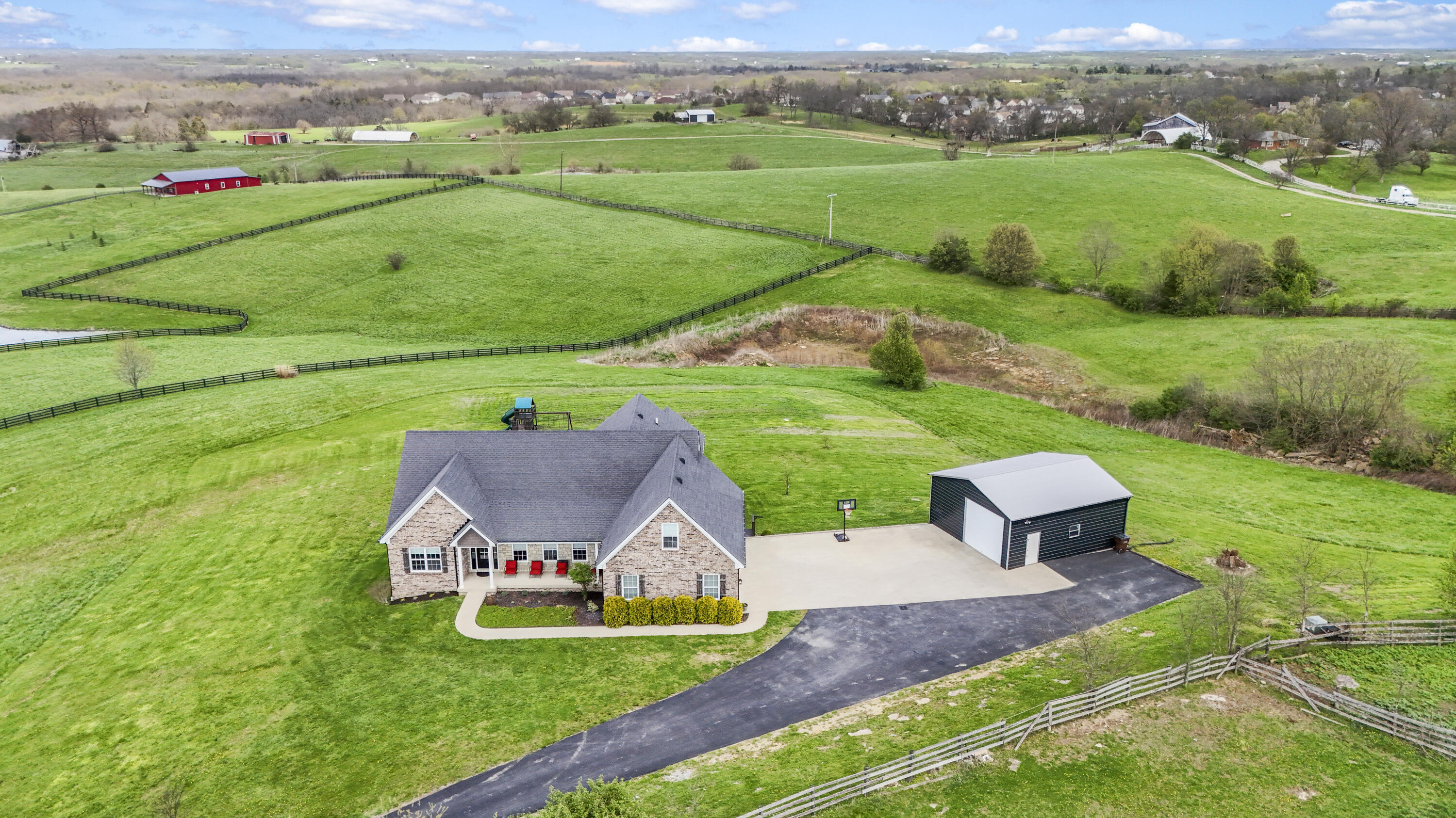 112 Fairfield Farm Road