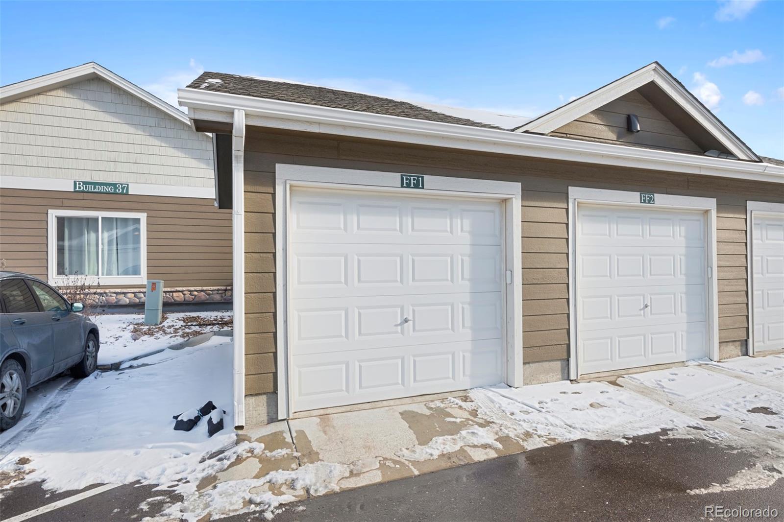 14700 E 104th Avenue Unit: 3702