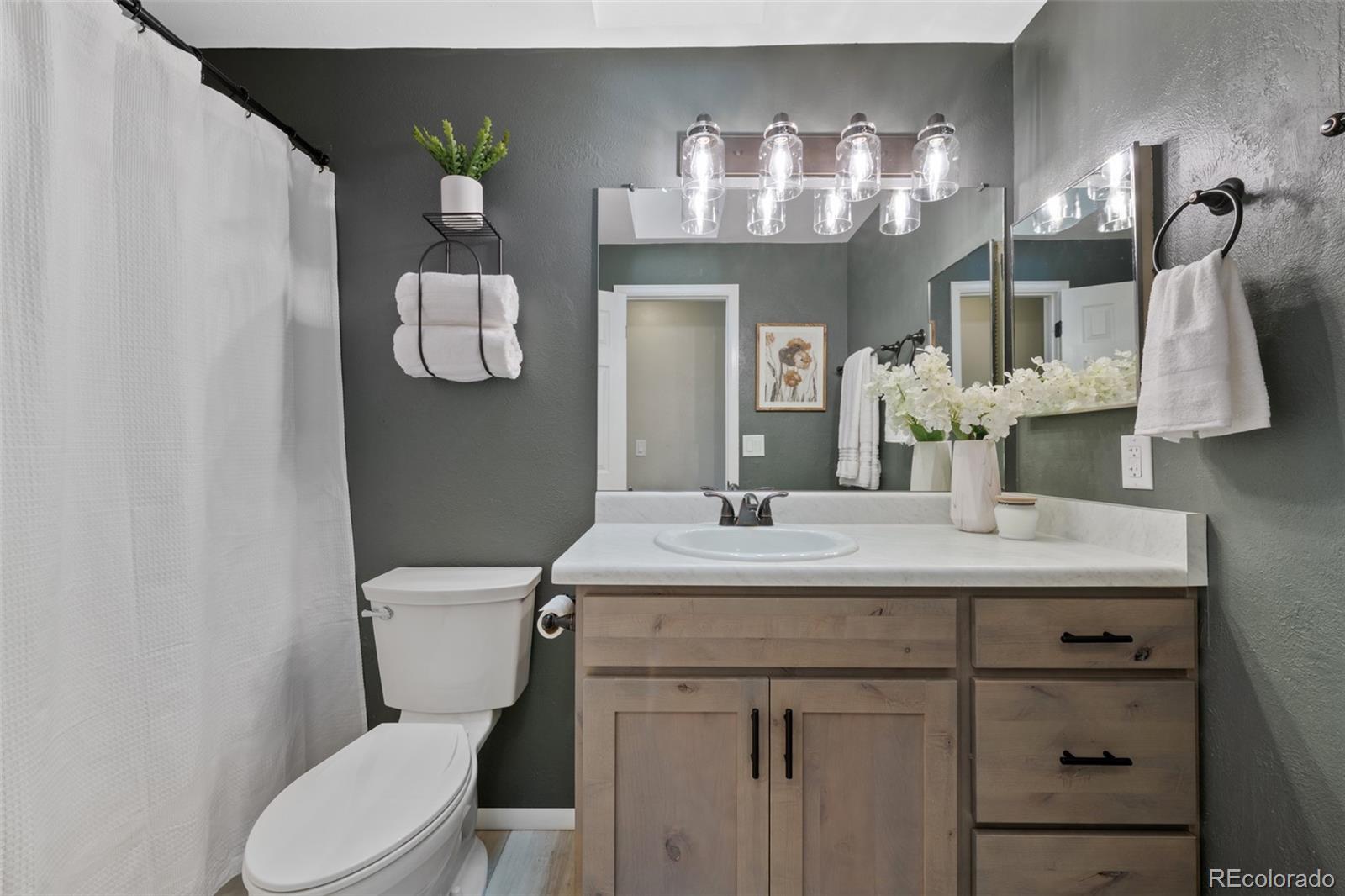 11746 W Bowles Circle