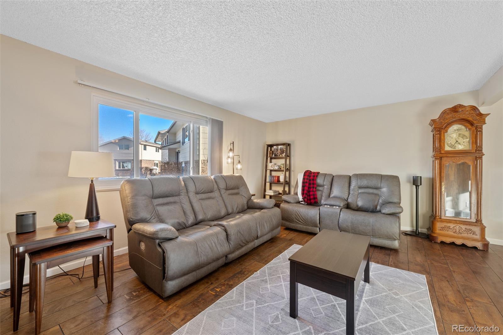 6143 S Holland Street