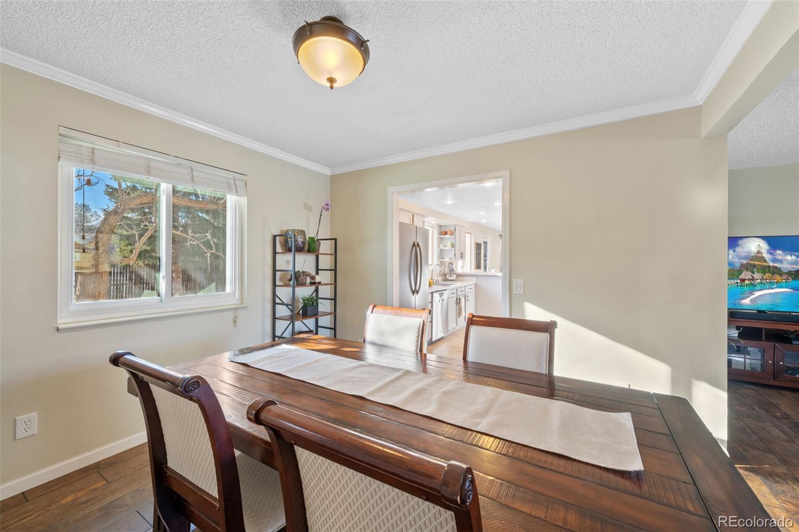 6143 S Holland Street