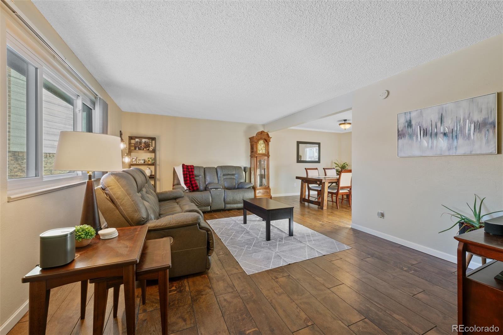 6143 S Holland Street