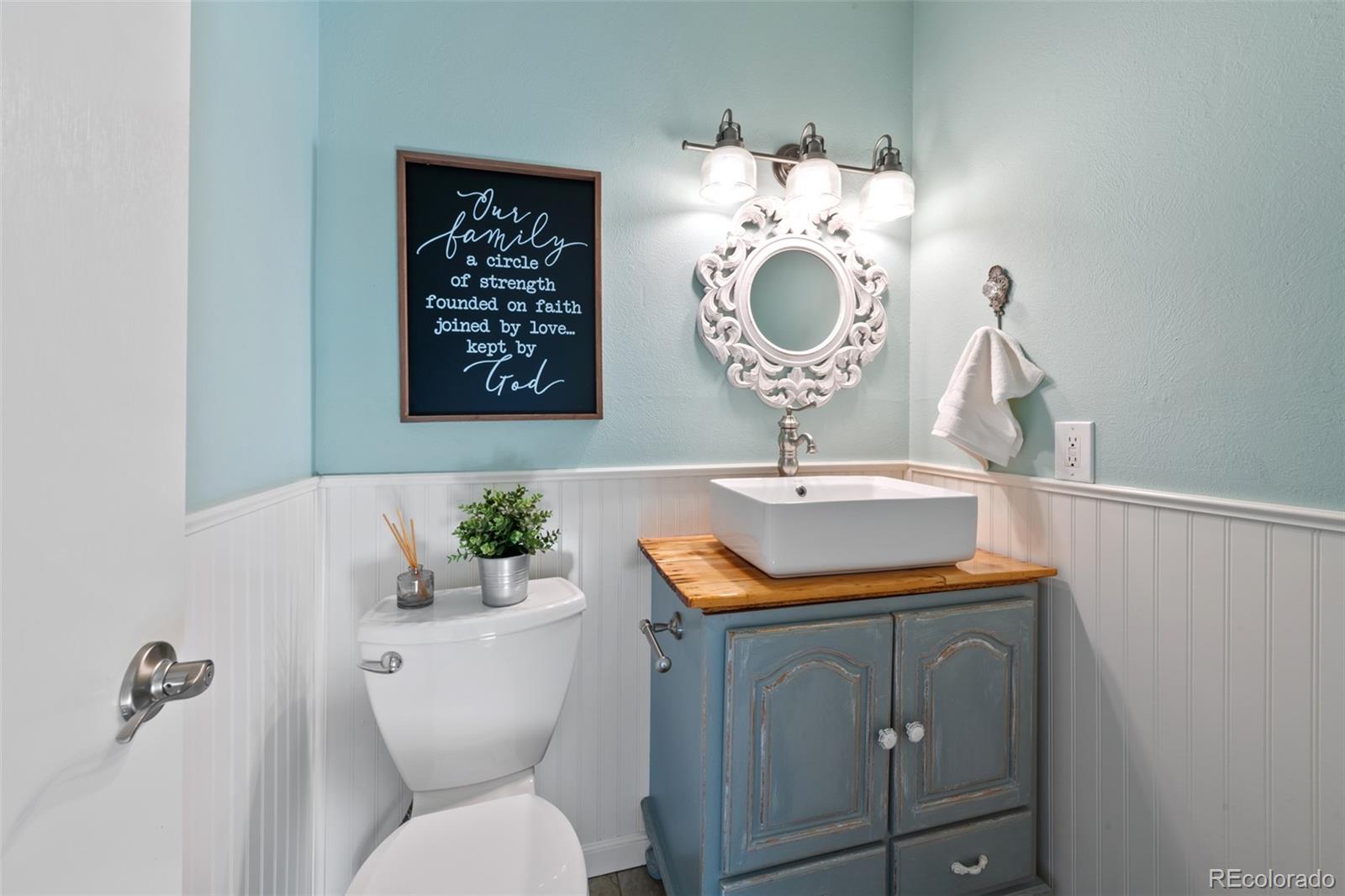 6143 S Holland Street