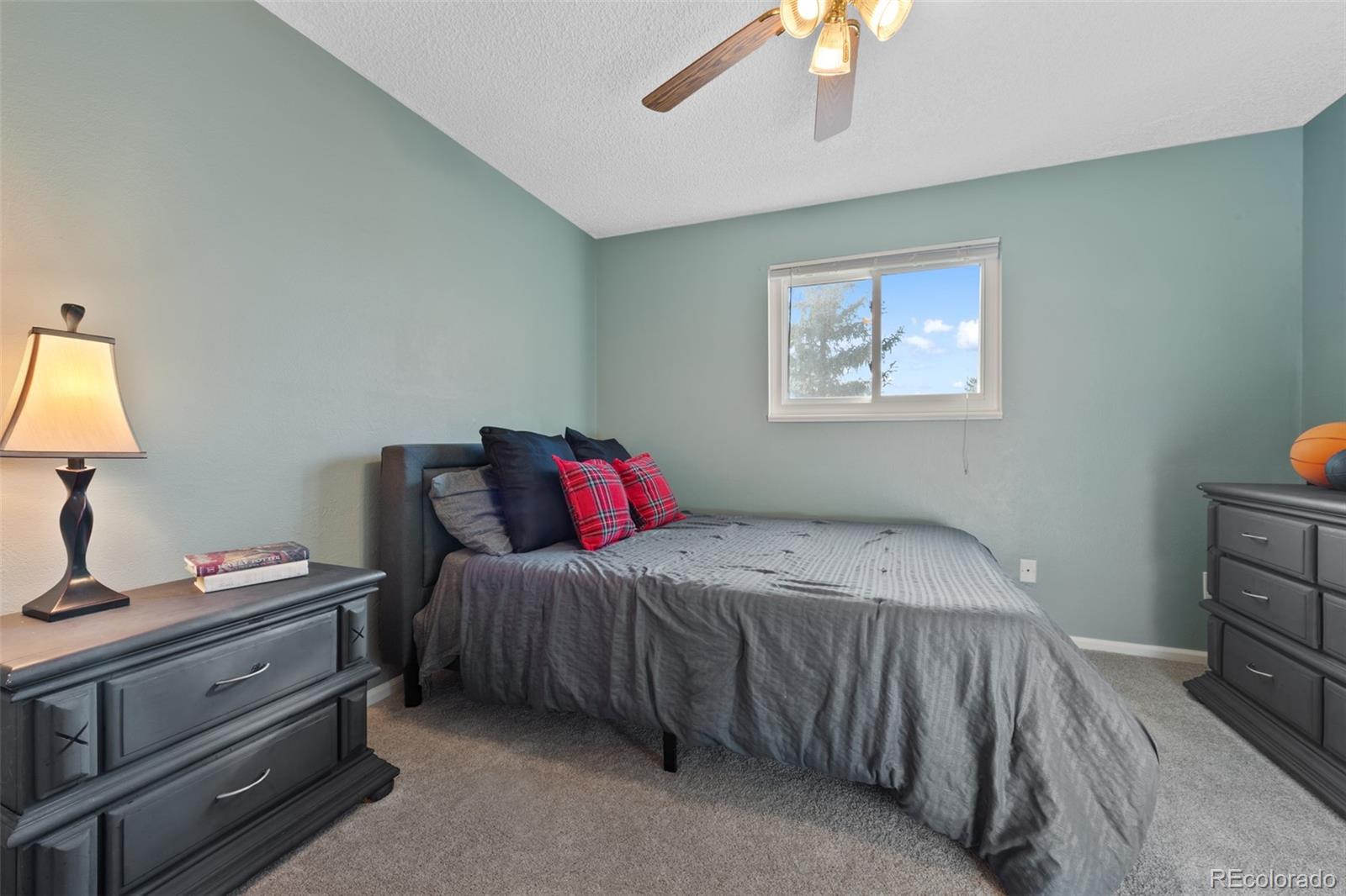 6143 S Holland Street