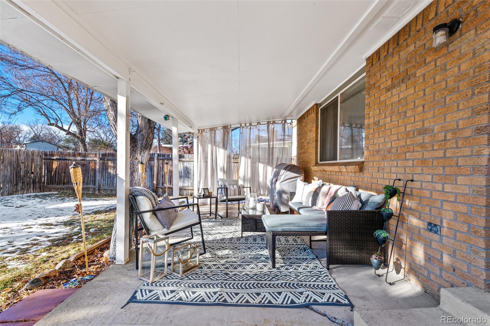 6143 S Holland Street