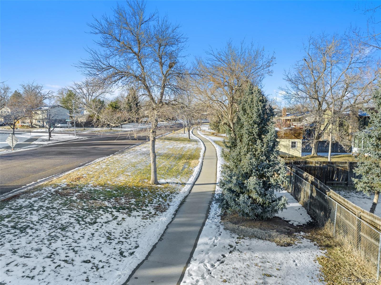 6143 S Holland Street