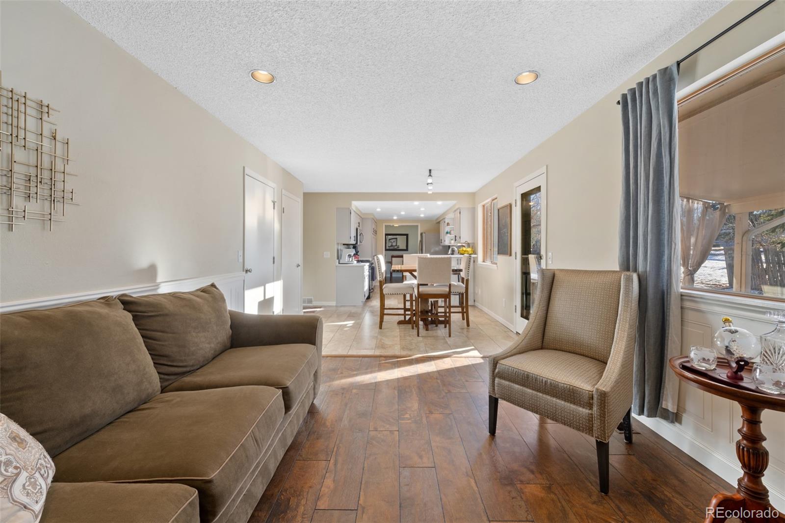 6143 S Holland Street