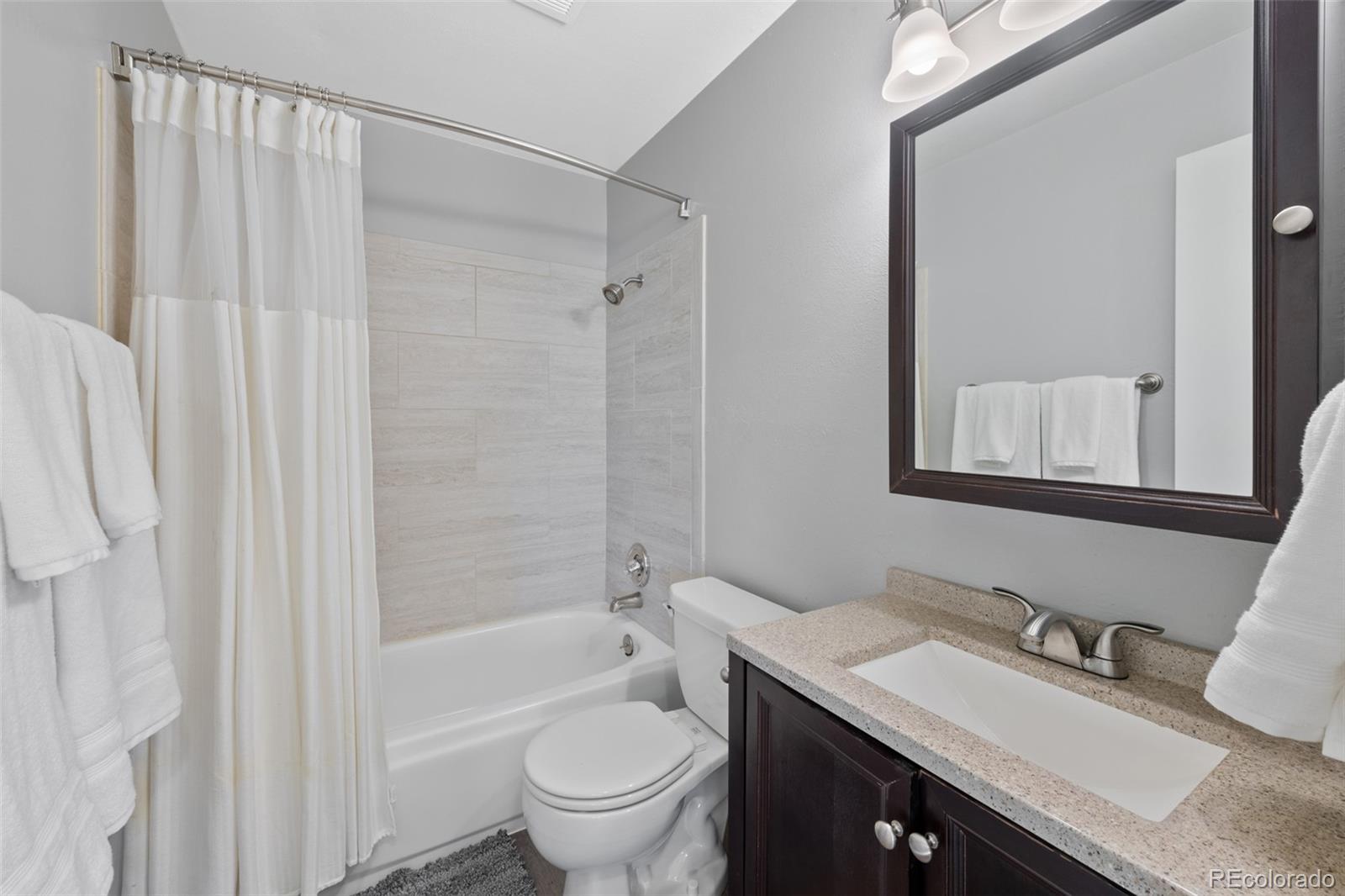 6143 S Holland Street