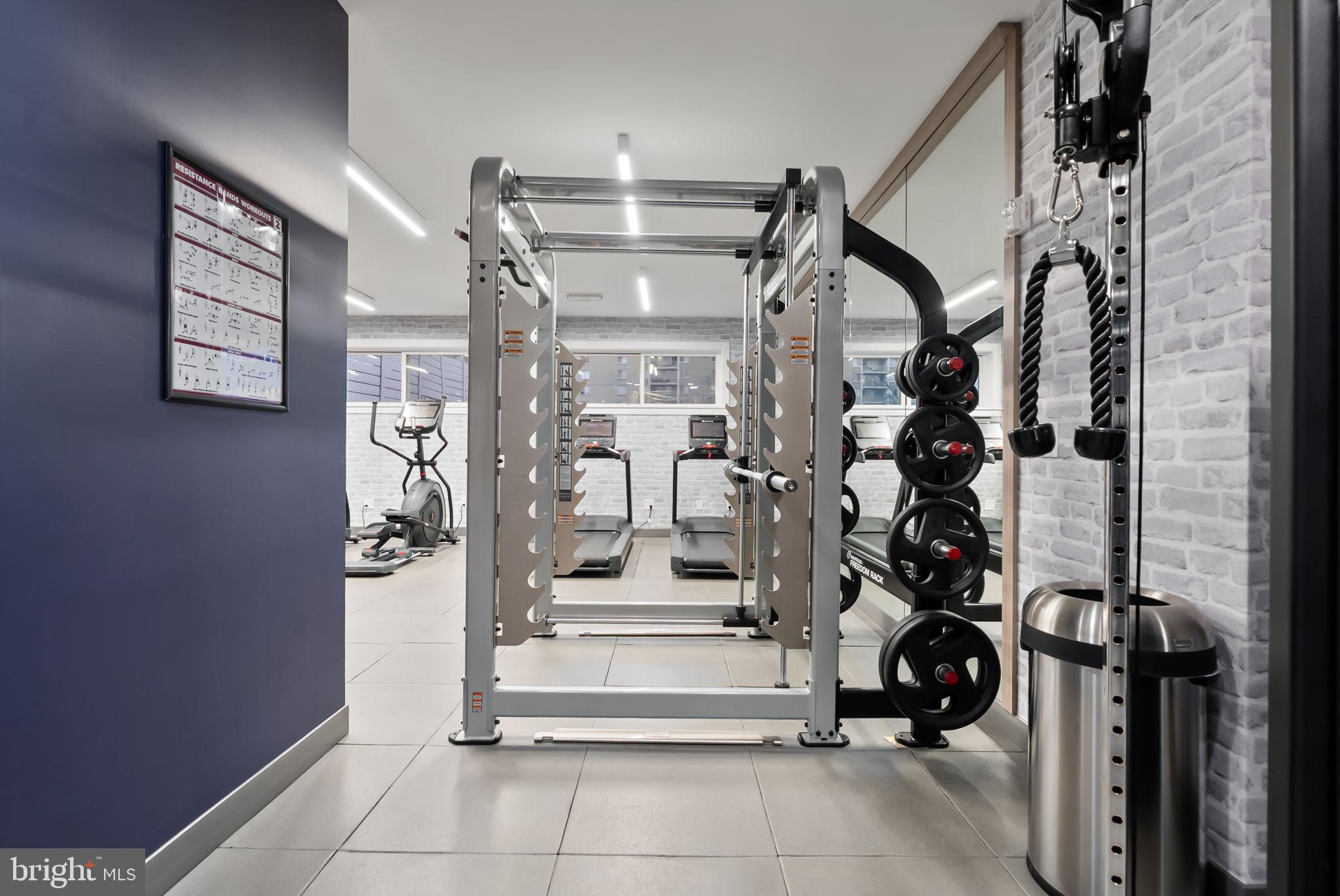 625 SLATERS LANE 402