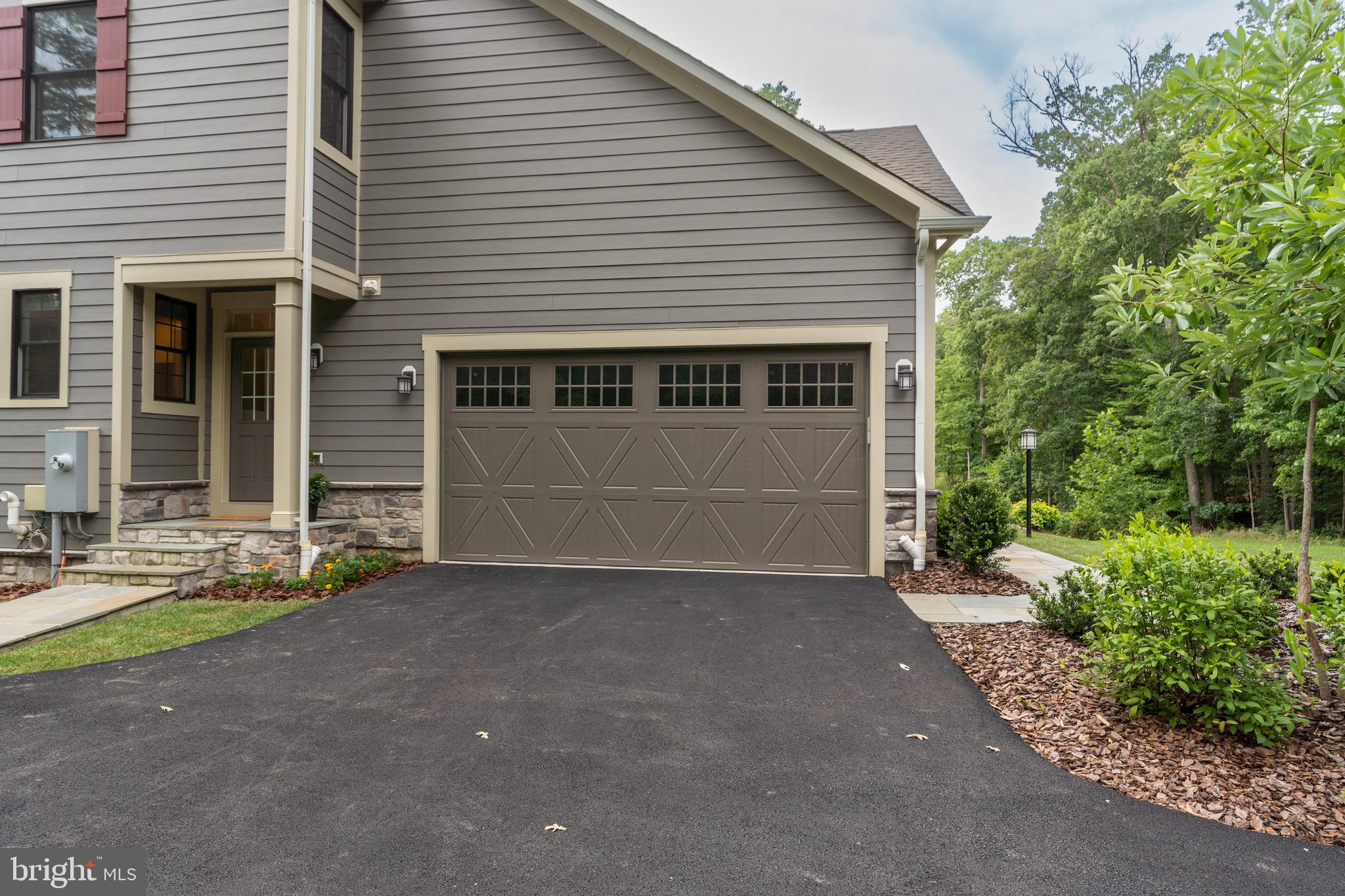11319 Bellmont Dr