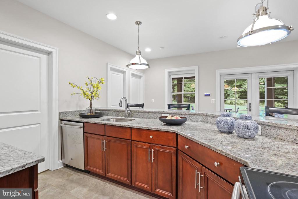 11319 Bellmont Dr