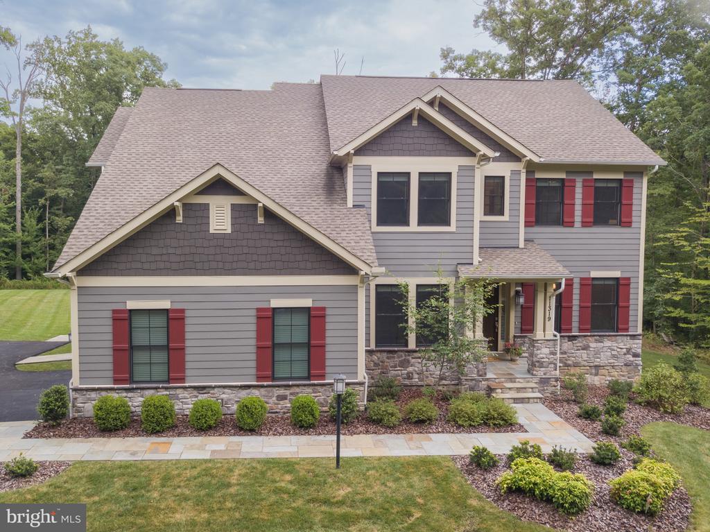 11319 Bellmont Dr