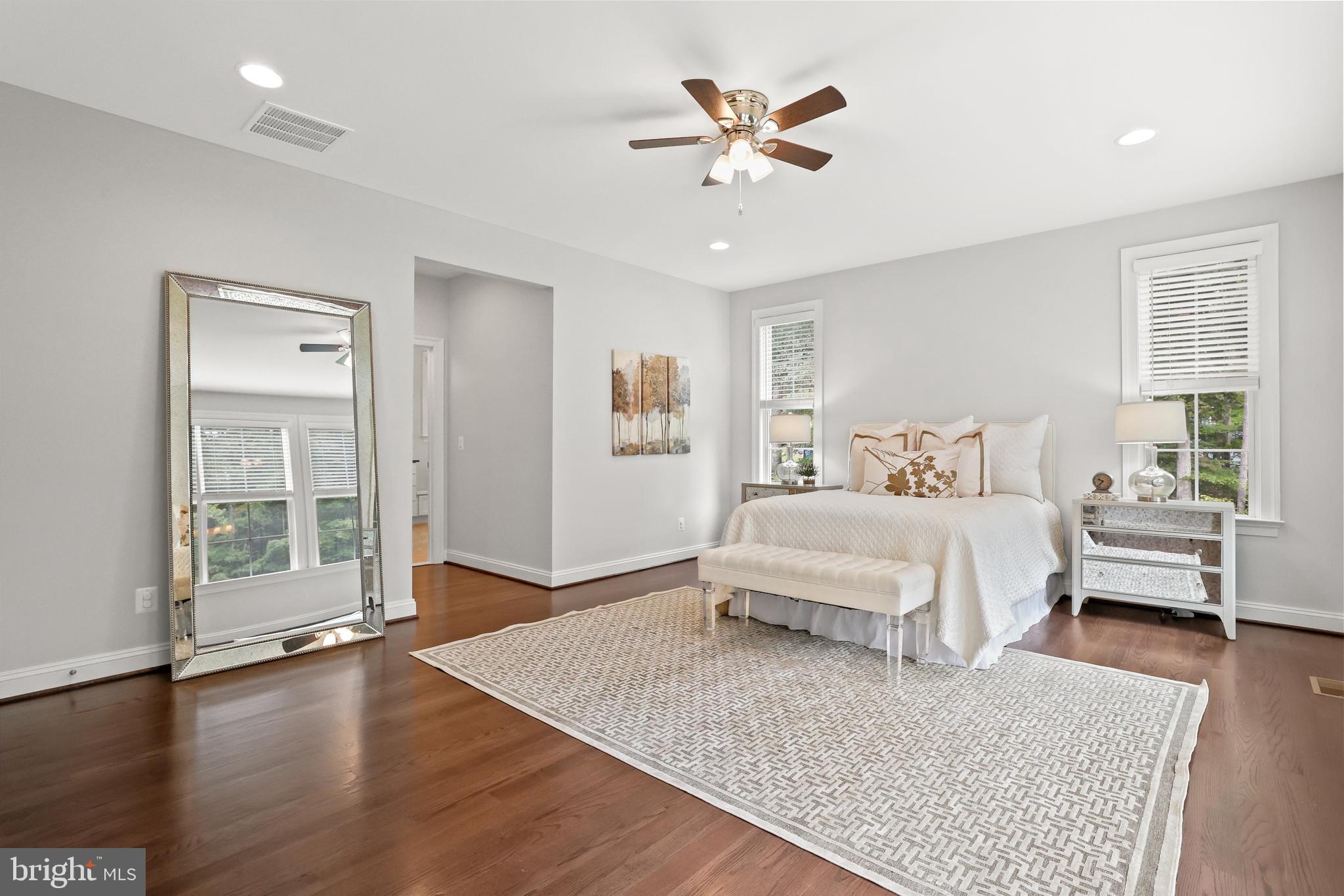 11319 Bellmont Dr