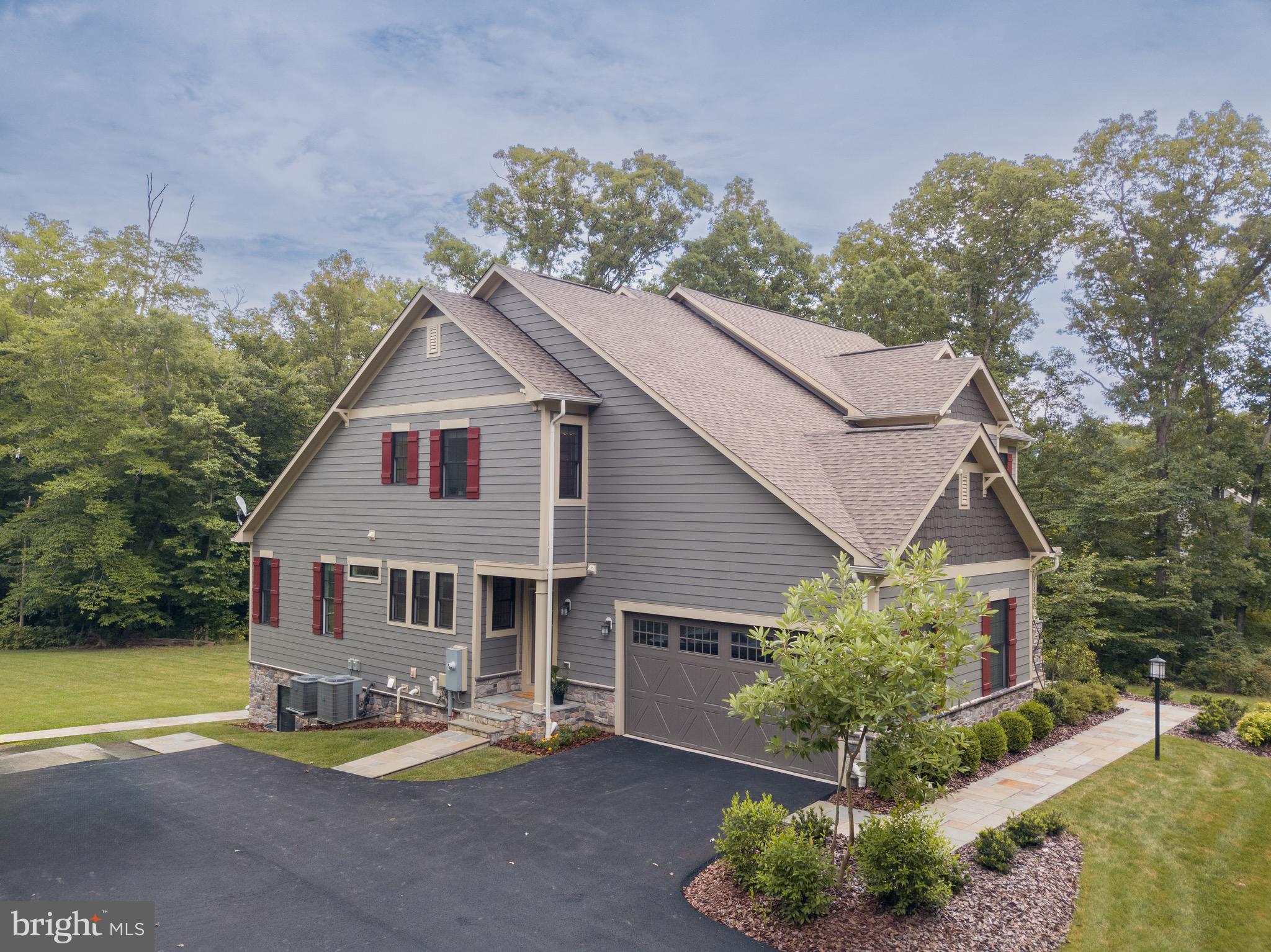 11319 Bellmont Dr