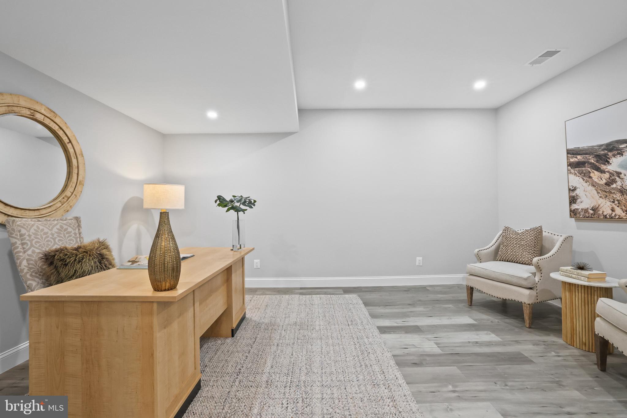 11319 Bellmont Dr