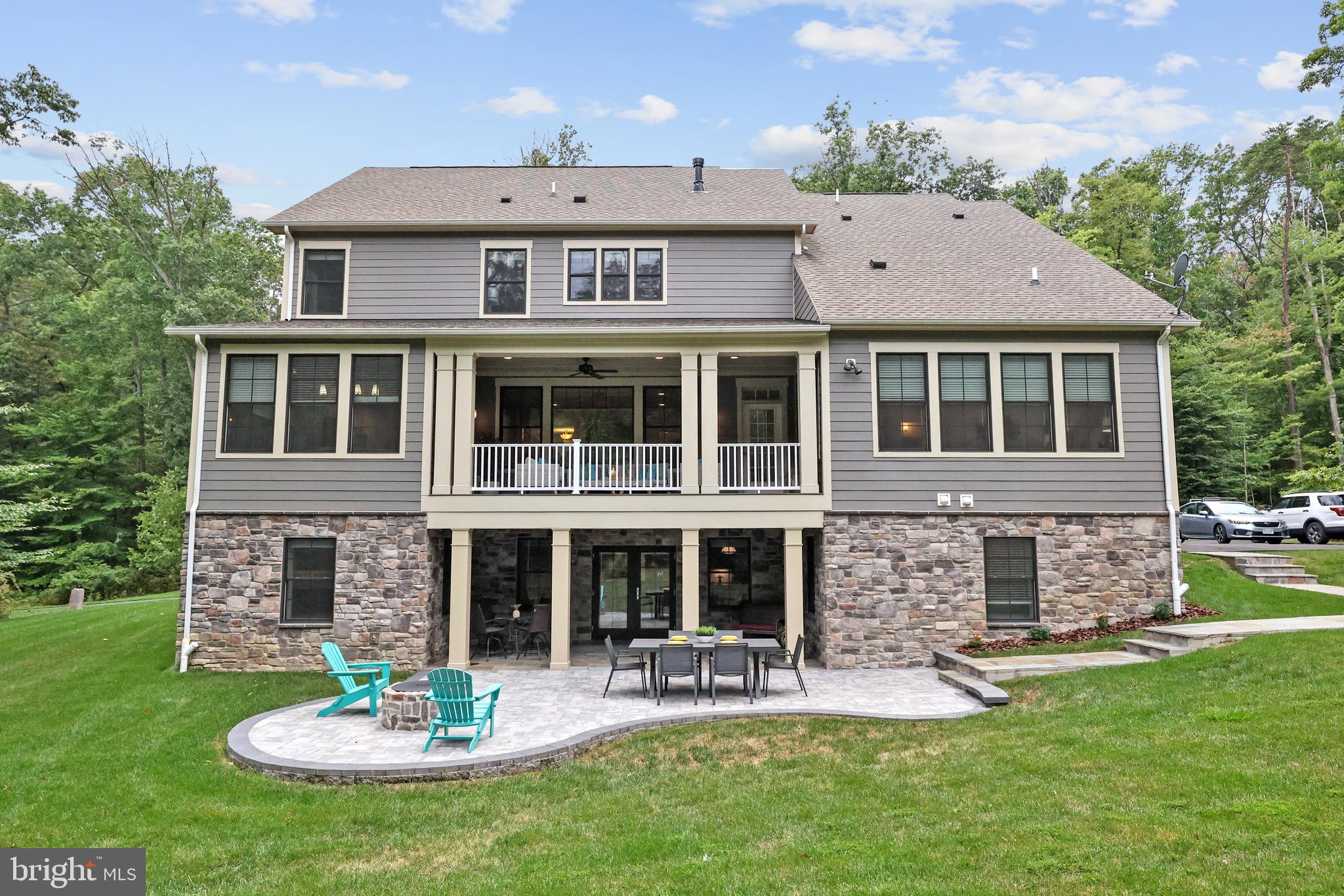 11319 Bellmont Dr