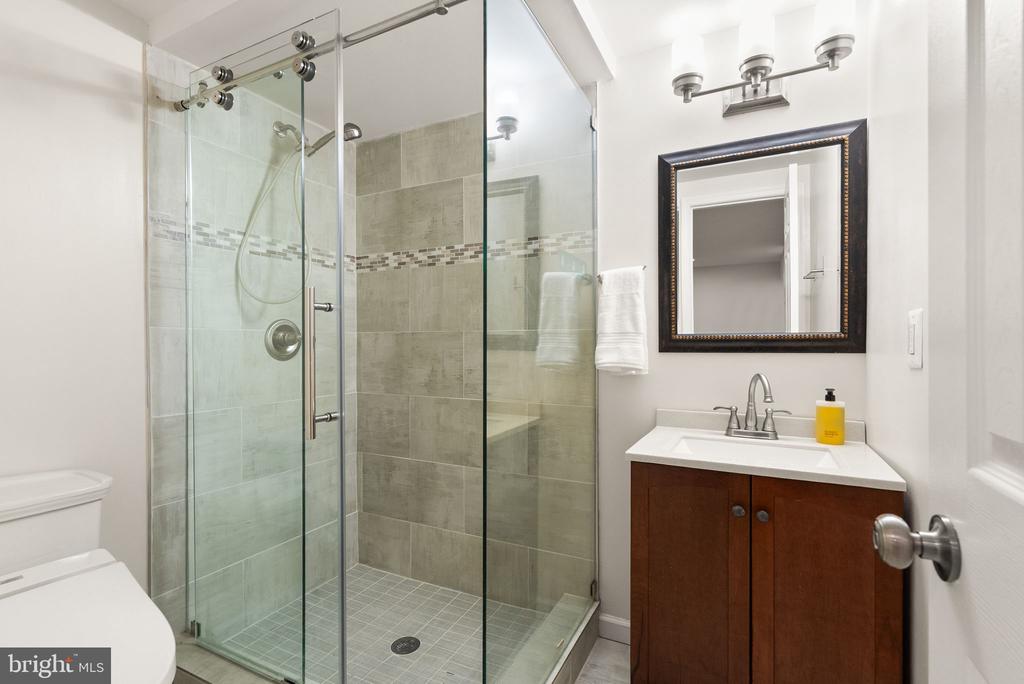 8439 Hunt Valley Dr