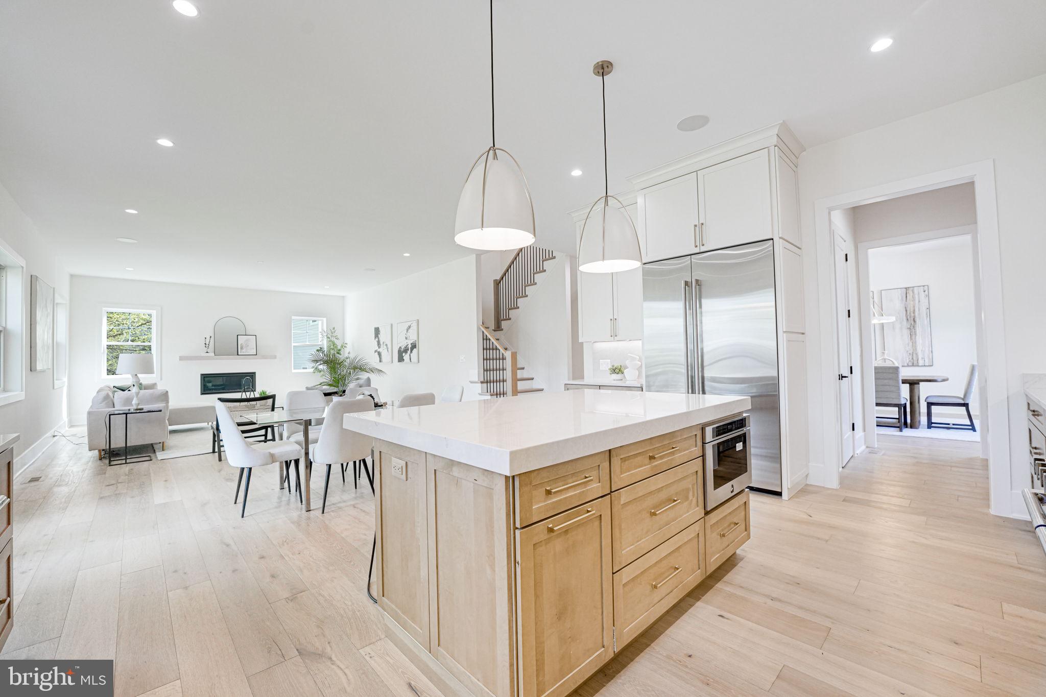 7222 Arthur Dr