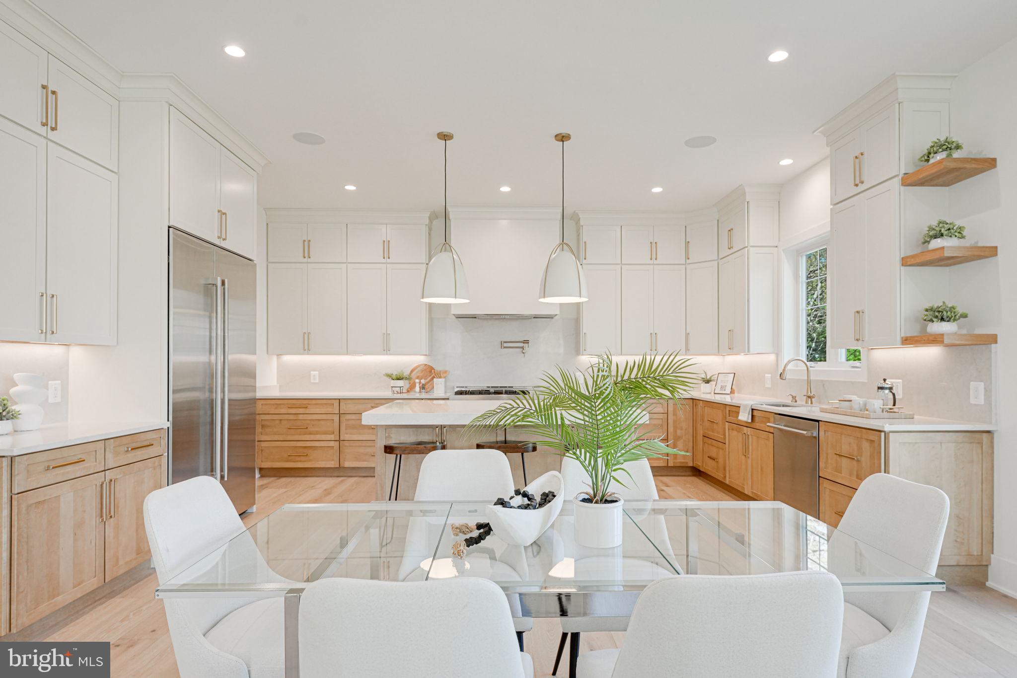 7222 Arthur Dr